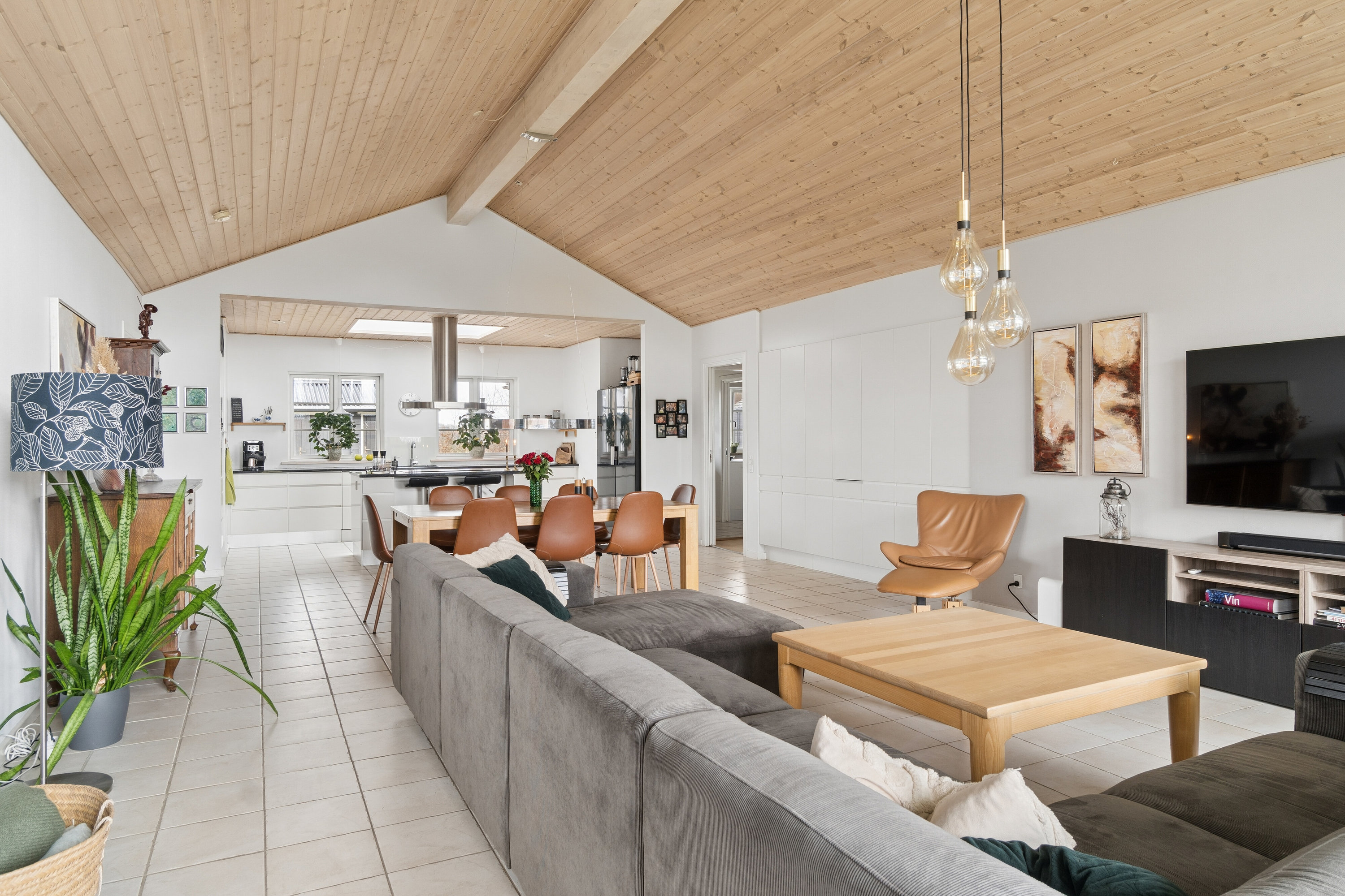 Fremhævet stue billede i fuldskærmstilstand. Billede af Egernvænget 17, Brøderup, 4733 Tappernøje