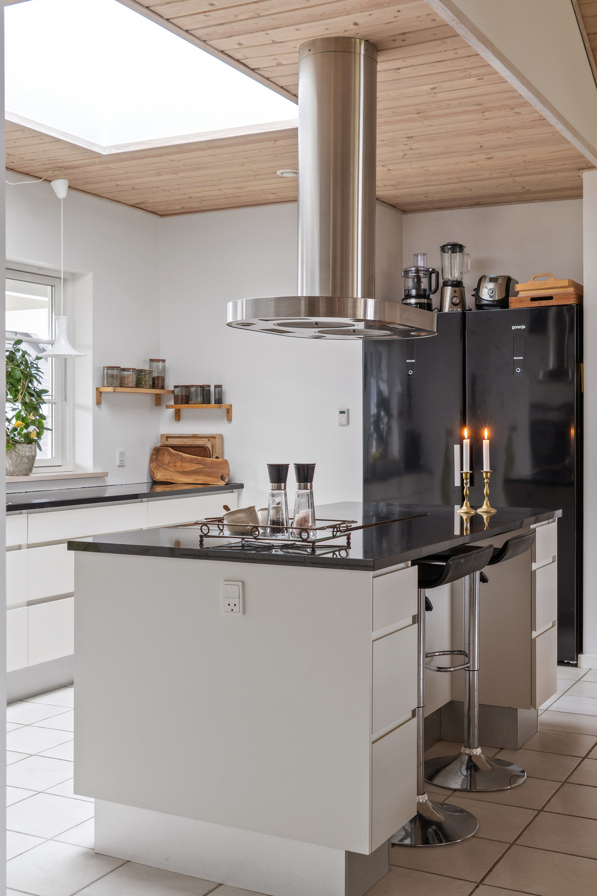 Fremhævet køkken billede i fuldskærmstilstand. Billede af Egernvænget 17, Brøderup, 4733 Tappernøje