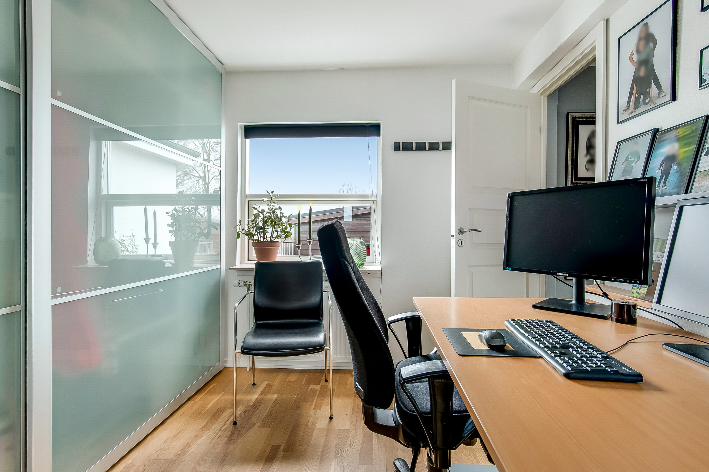 Fremhævet kontor billede i fuldskærmstilstand. Billede af Buen 6, Søndermarken, 7100 Vejle