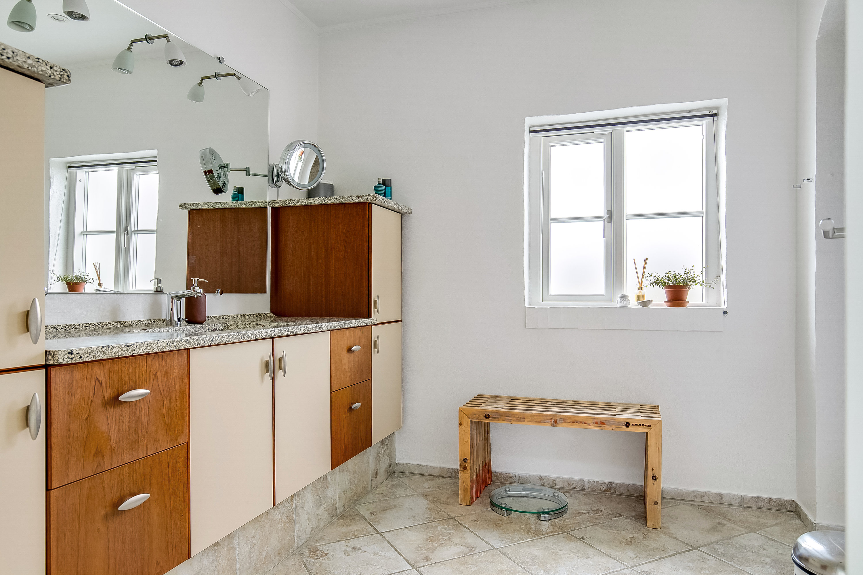 Fremhævet badeværelse billede i fuldskærmstilstand. Billede af Buen 6, Søndermarken, 7100 Vejle