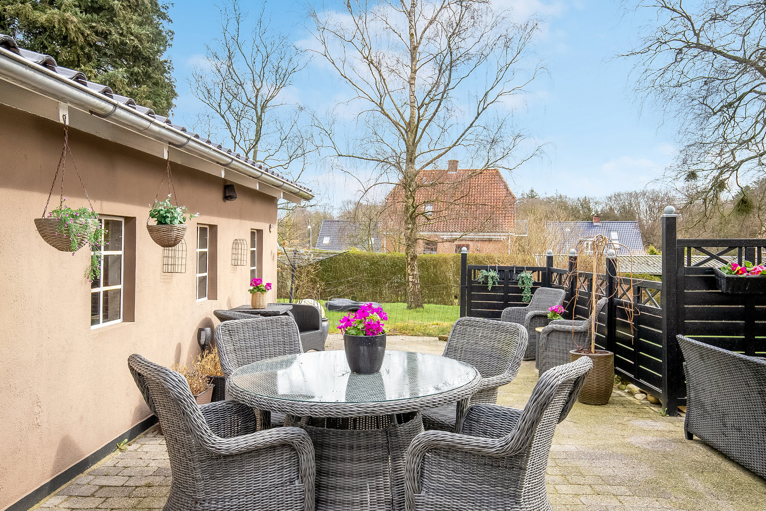 Fremhævet terrasse billede i fuldskærmstilstand. Billede af Magnoliavej 4, Søndermarken, 7100 Vejle