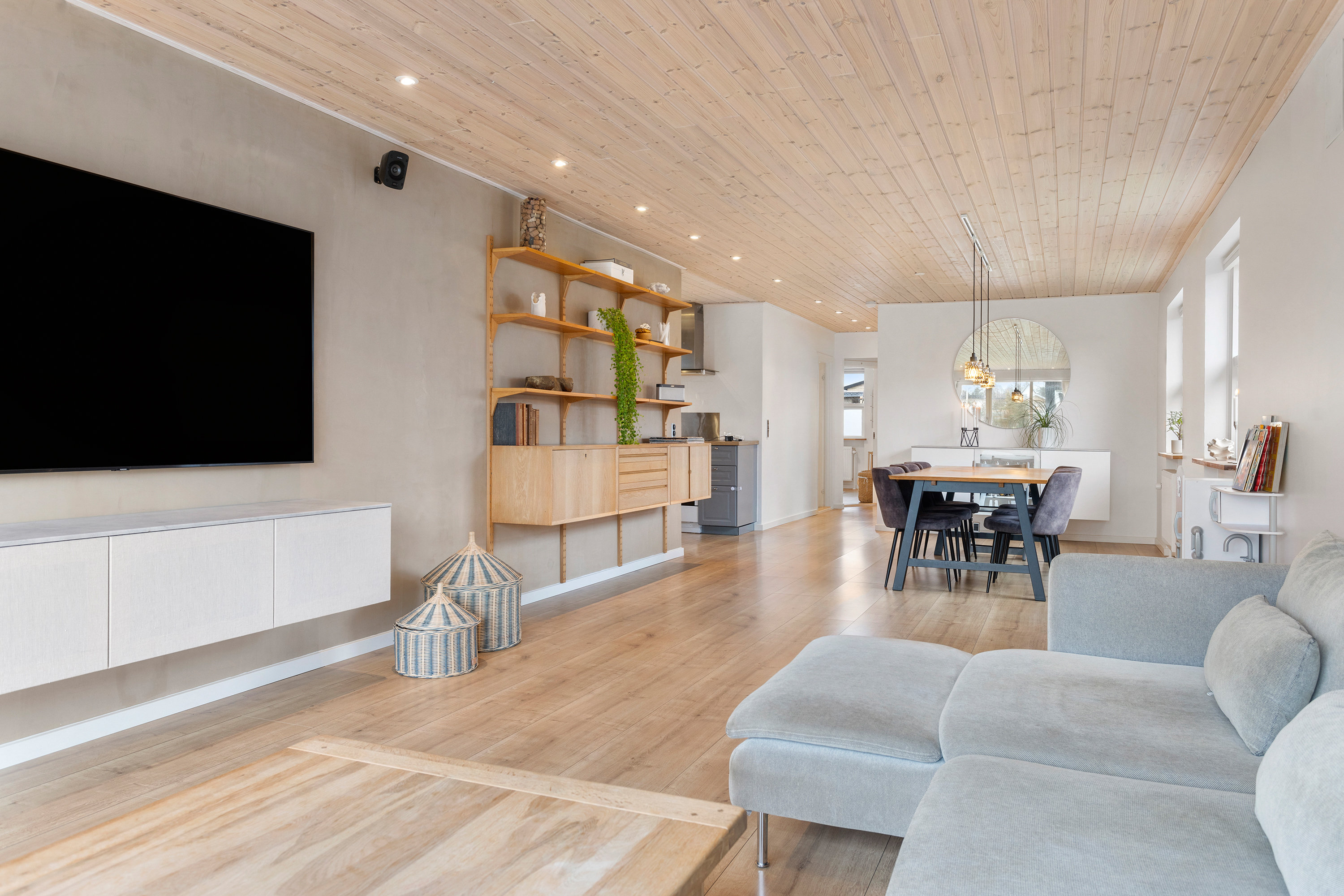 Fremhævet stue billede i fuldskærmstilstand. Billede af Slagelsegade 24, 9900 Frederikshavn