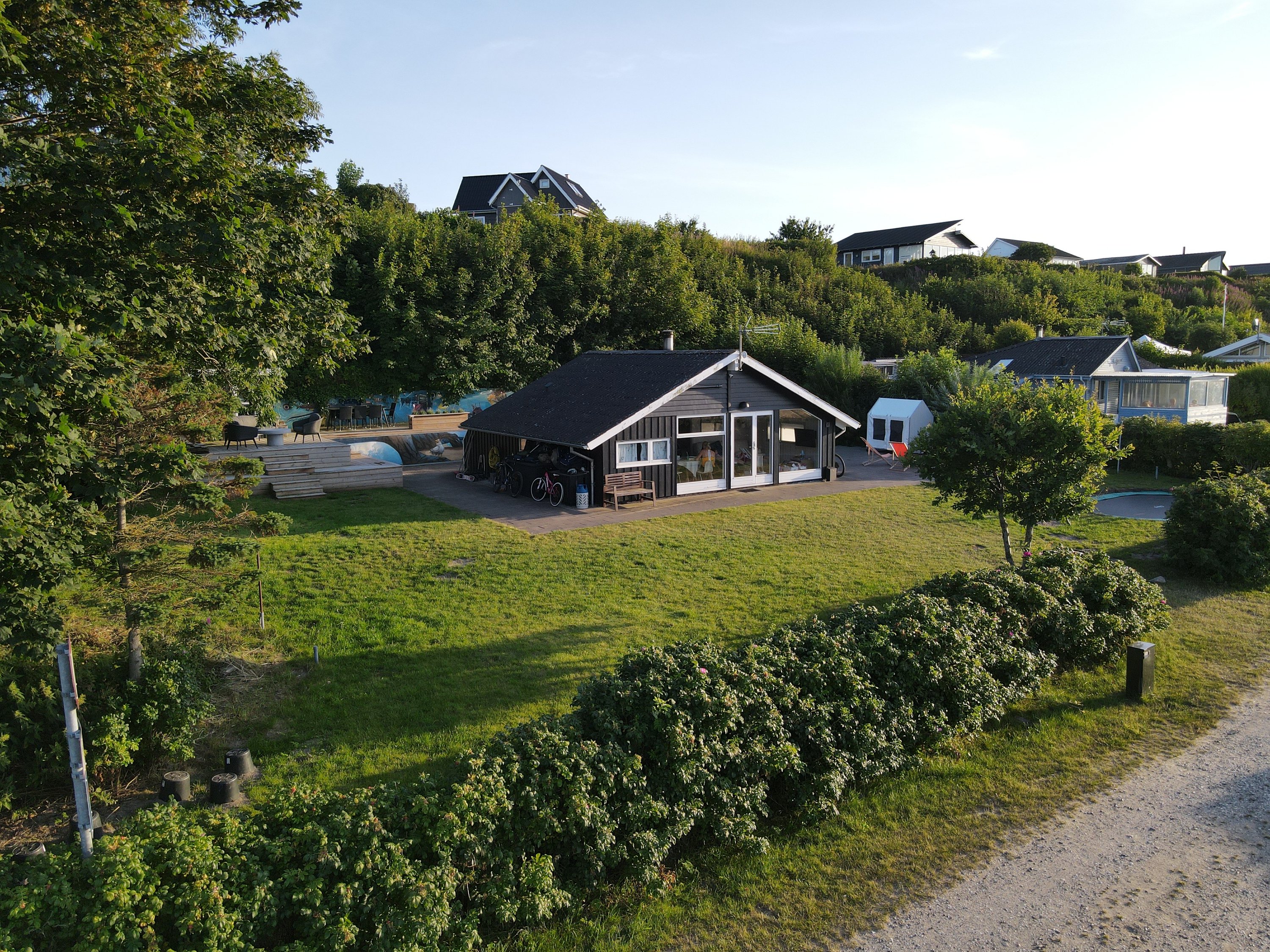 Fremhævet  billede i fuldskærmstilstand. Billede af Ved Stranden 30, Lystrup Strand, 8961 Allingåbro