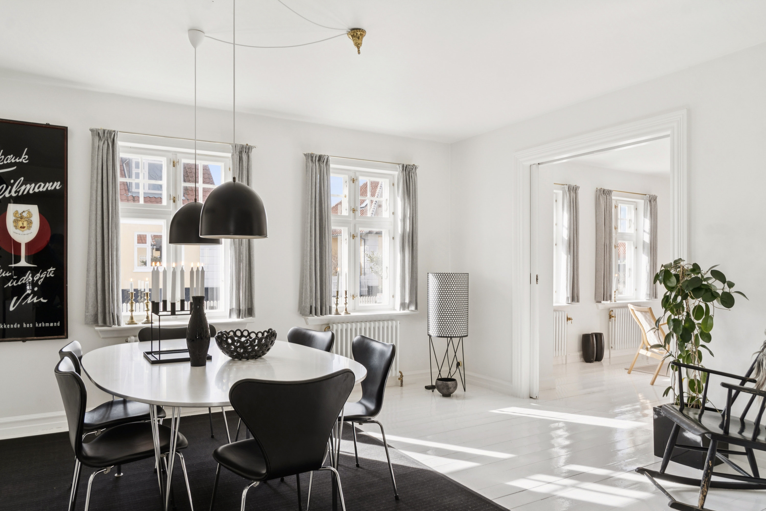 Fremhævet stue billede i fuldskærmstilstand. Billede af Sct. Clemens Vej 30, Midtbyen, 9990 Skagen