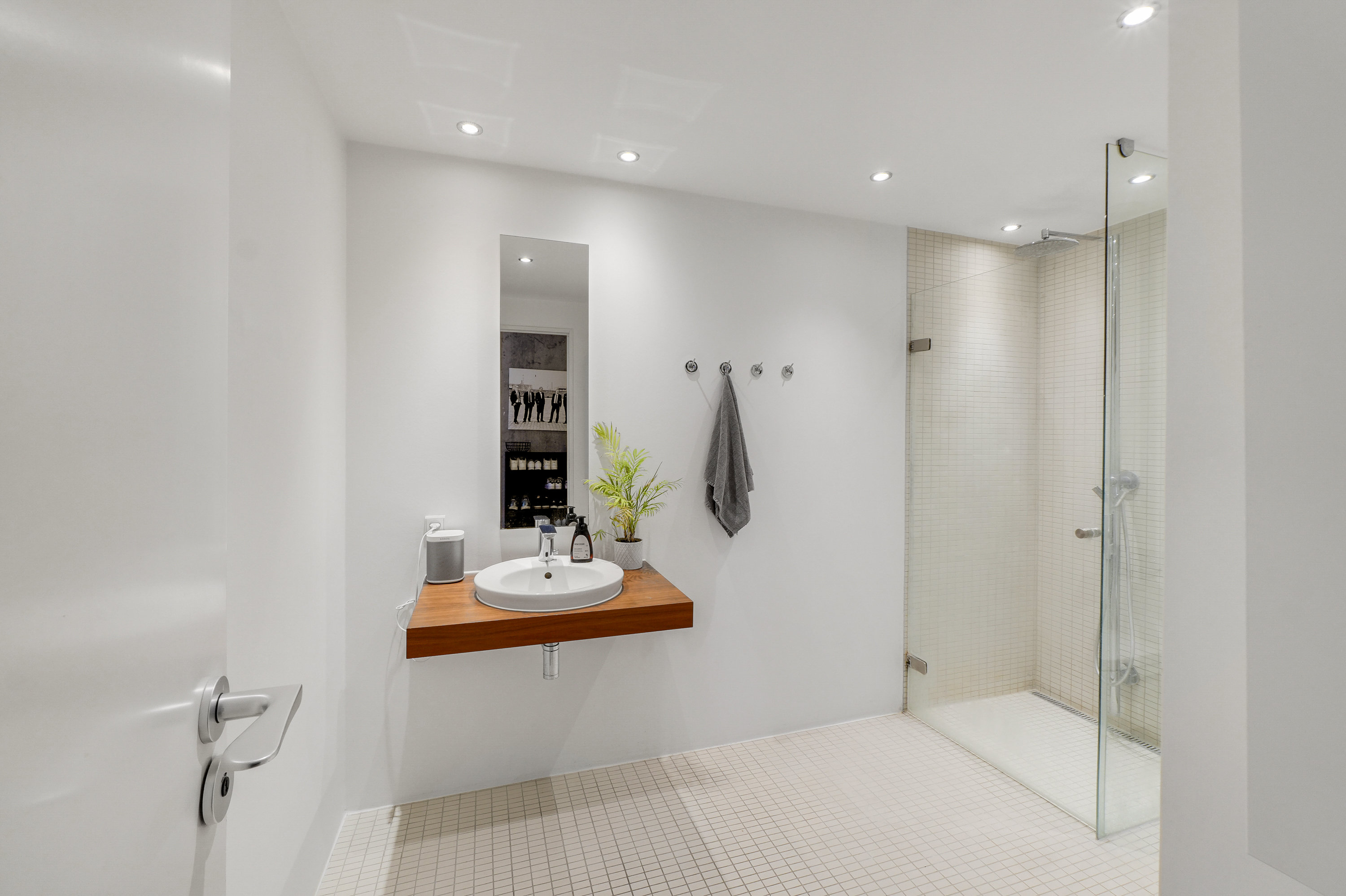 Fremhævet badeværelse billede i fuldskærmstilstand. Billede af Ørestads Boulevard 63A, 6. mf., 2300 København S