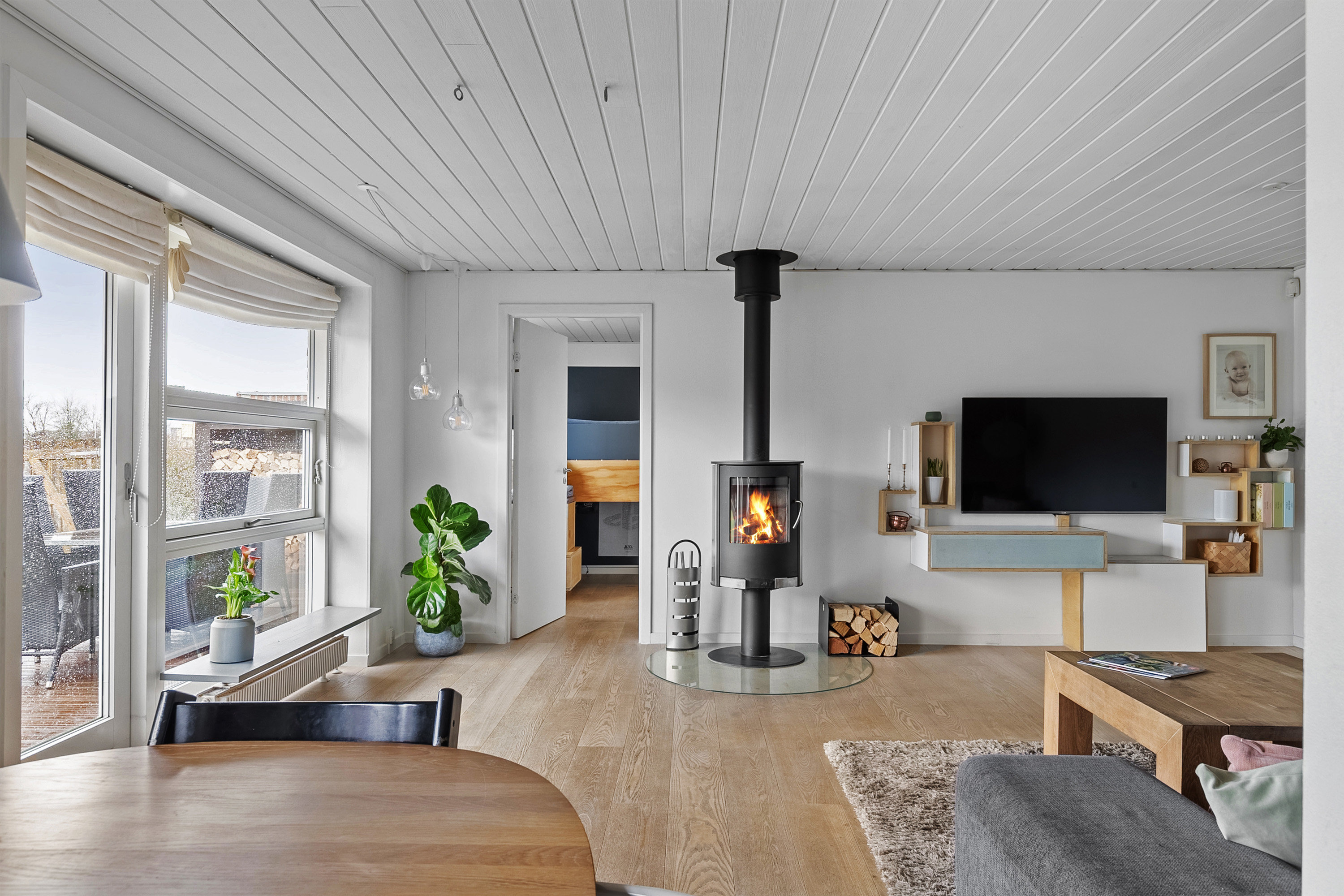 Fremhævet stue billede i fuldskærmstilstand. Billede af Brunhøj 2A, 8362 Hørning