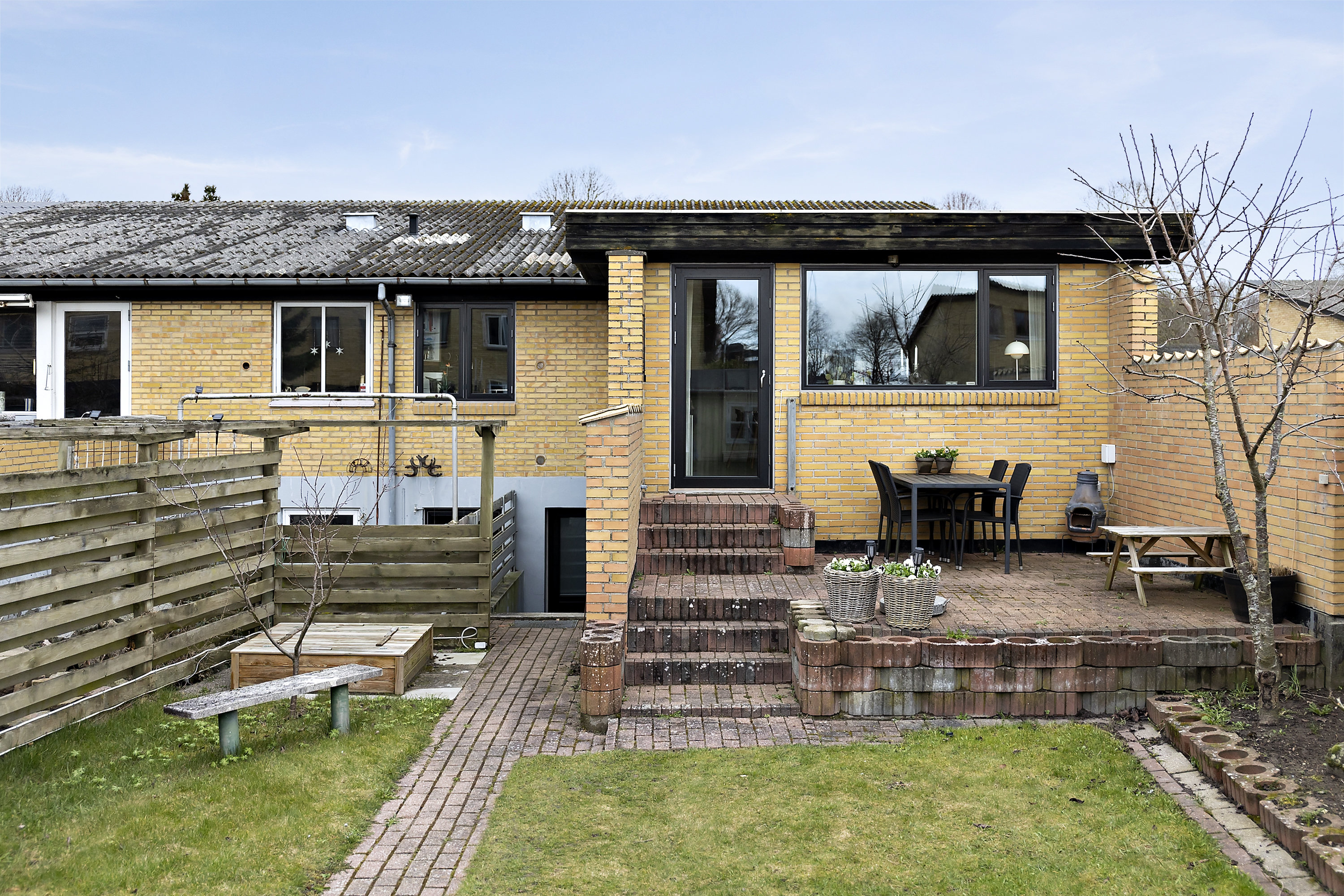 Fremhævet ejendommen billede i fuldskærmstilstand. Billede af Edvard Weies Vænge 14, 5220 Odense SØ