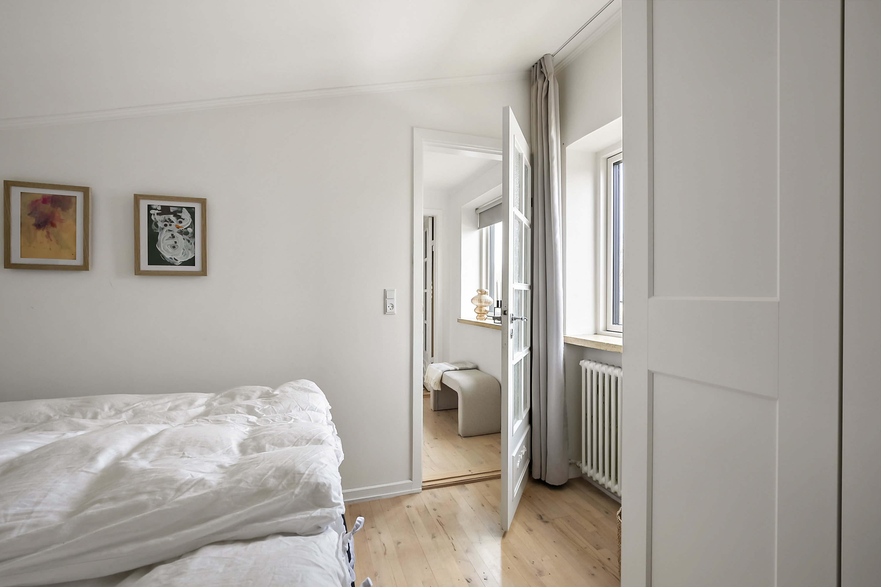 Fremhævet soveværelse billede i fuldskærmstilstand. Billede af Edvard Weies Vænge 14, 5220 Odense SØ