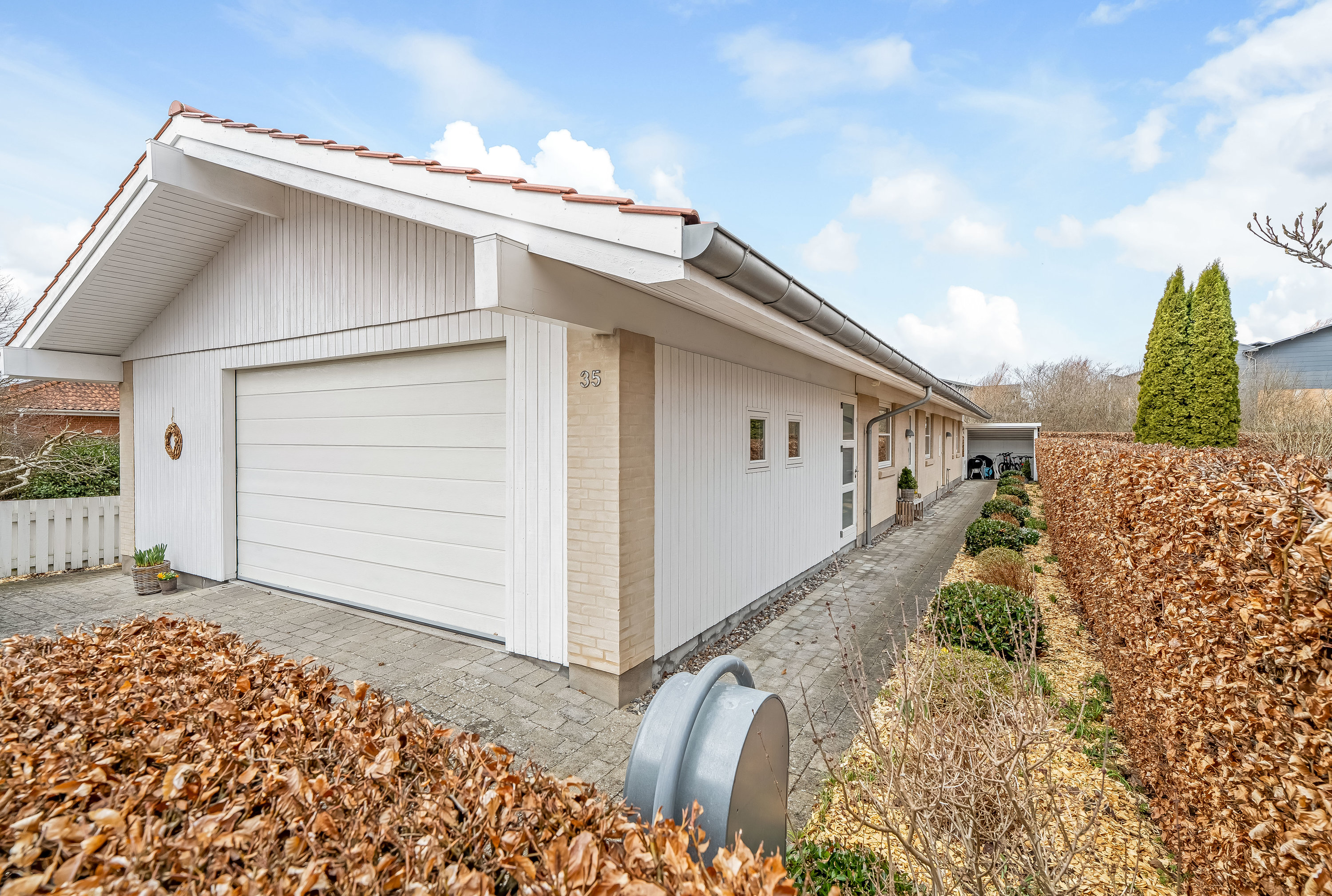 Fremhævet andet billede i fuldskærmstilstand. Billede af Axel Jarls Vej 35, 3400 Hillerød