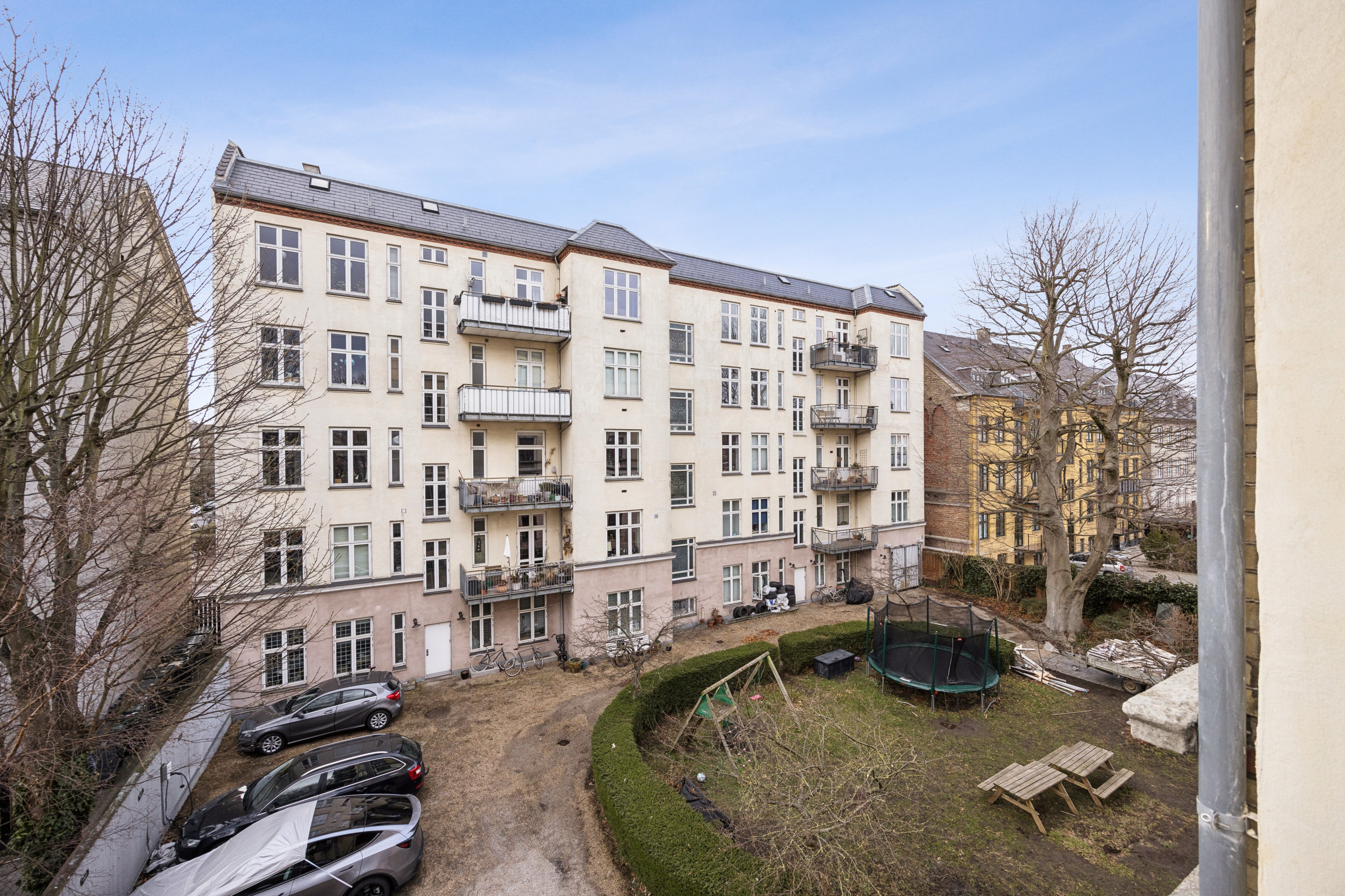 Fremhævet gårdmiljø billede i fuldskærmstilstand. Billede af H.C. Ørsteds Vej 20A, 2. th., 1879 Frederiksberg C