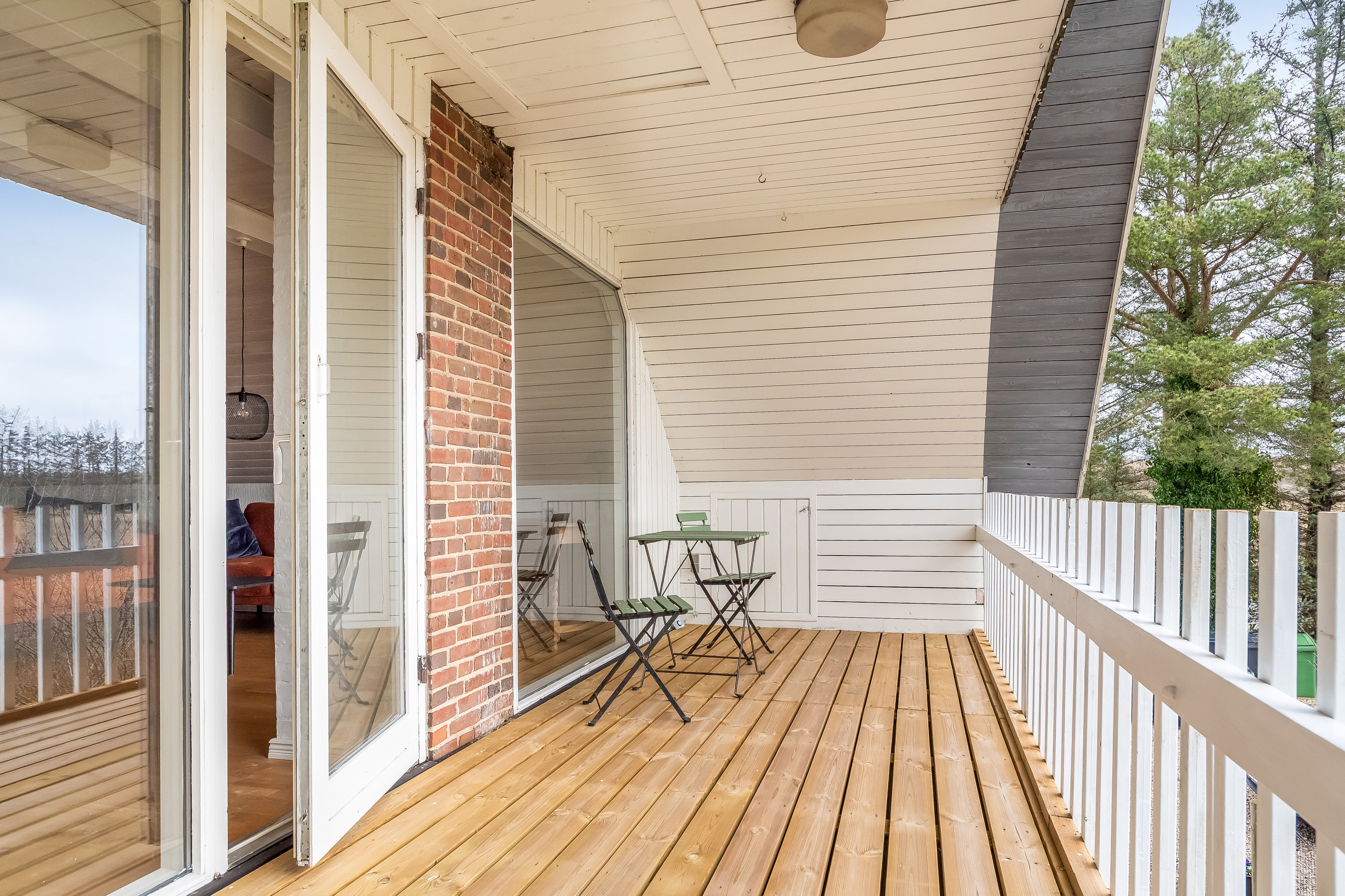 Fremhævet svalegang billede i fuldskærmstilstand. Billede af Stenumvej 3, Råsted, 7570 Vemb