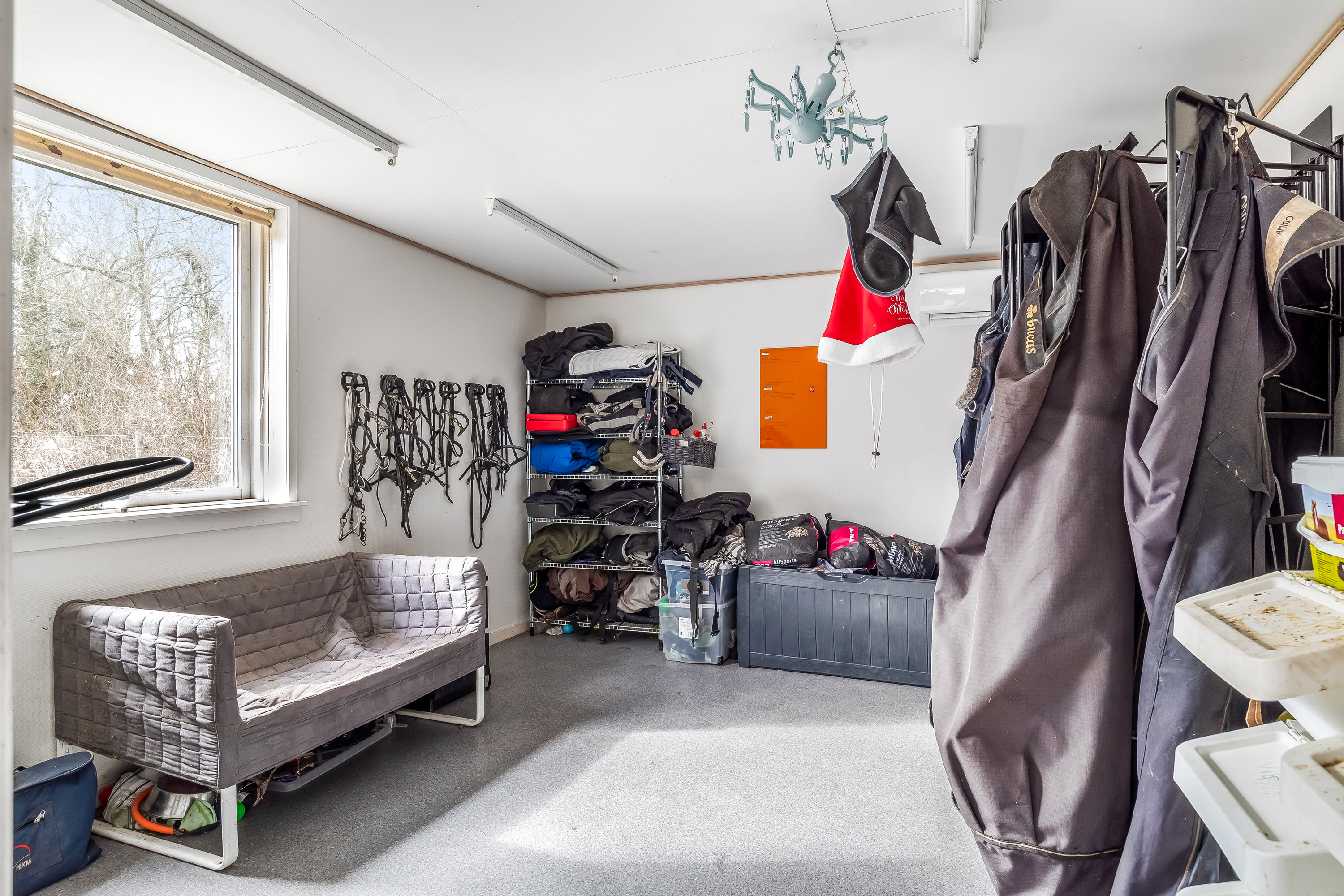 Fremhævet udhus billede i fuldskærmstilstand. Billede af Stenumvej 3, Råsted, 7570 Vemb