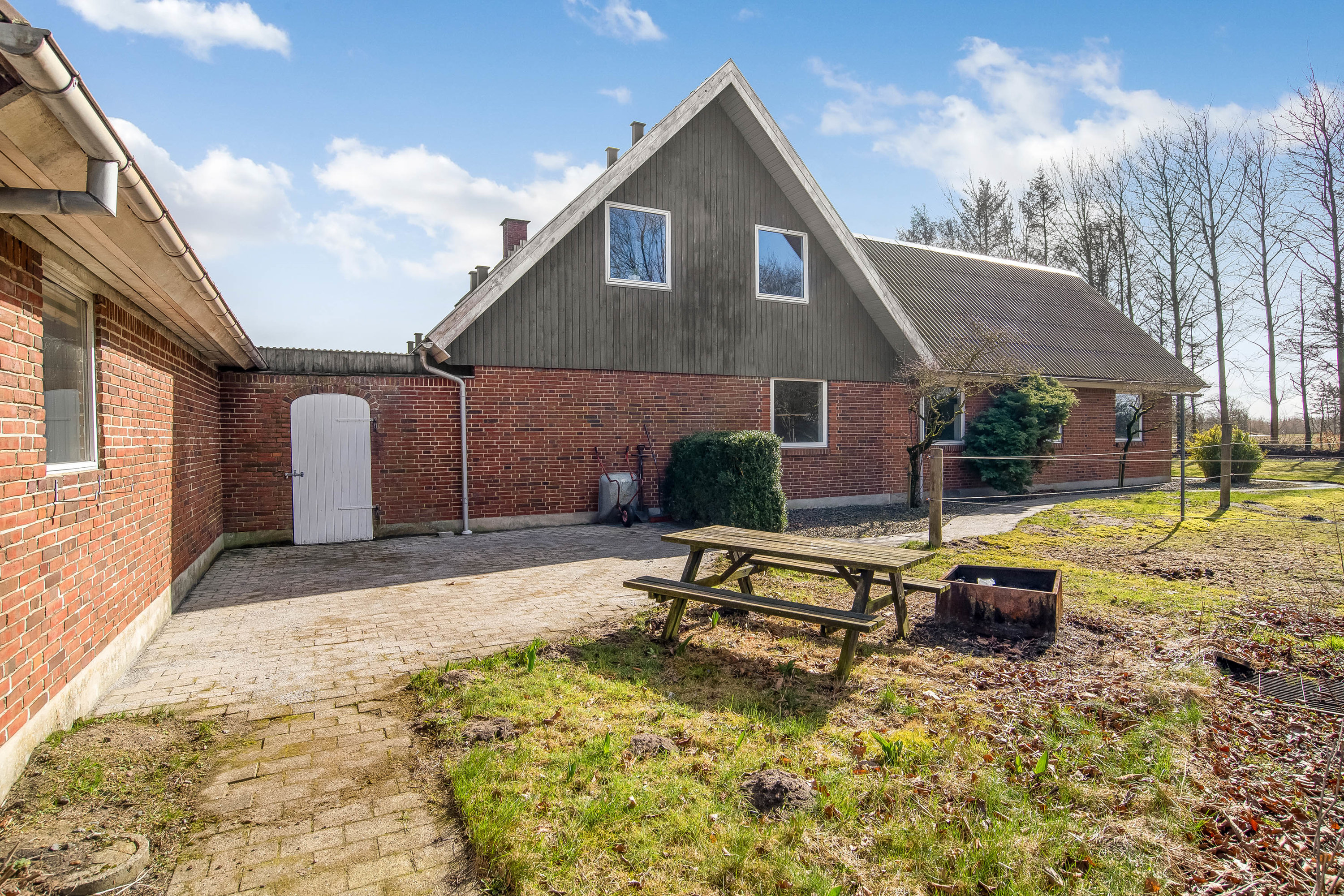 Fremhævet ejendommen billede i fuldskærmstilstand. Billede af Stenumvej 3, Råsted, 7570 Vemb