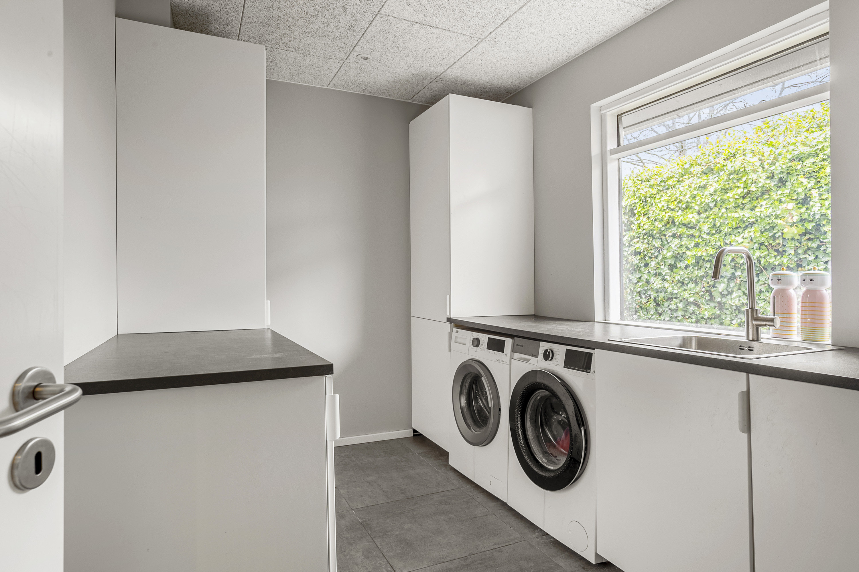 Fremhævet værelse billede i fuldskærmstilstand. Billede af Øster Alle 71, 6600 Vejen