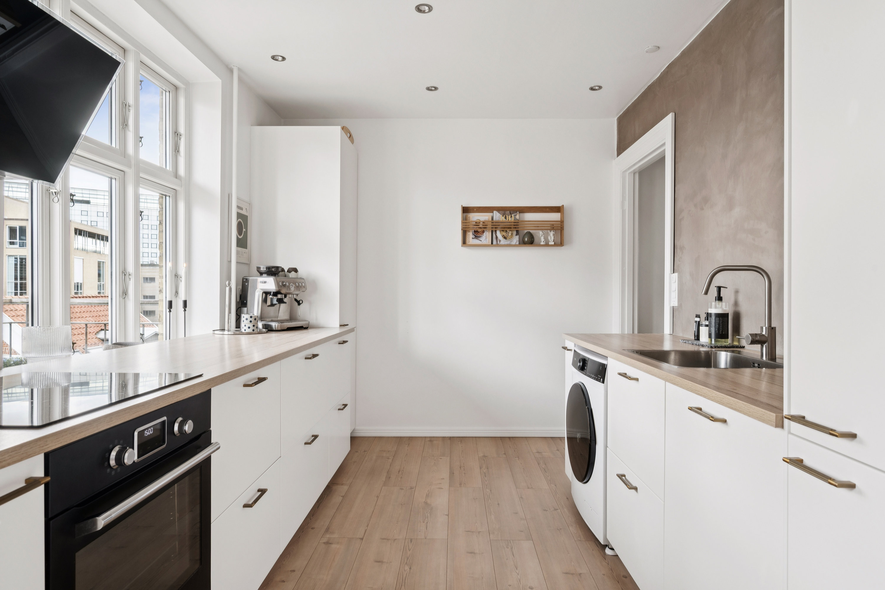 Fremhævet køkken billede i fuldskærmstilstand. Billede af Marstrandsgade 21, 3. th., 8000 Aarhus C