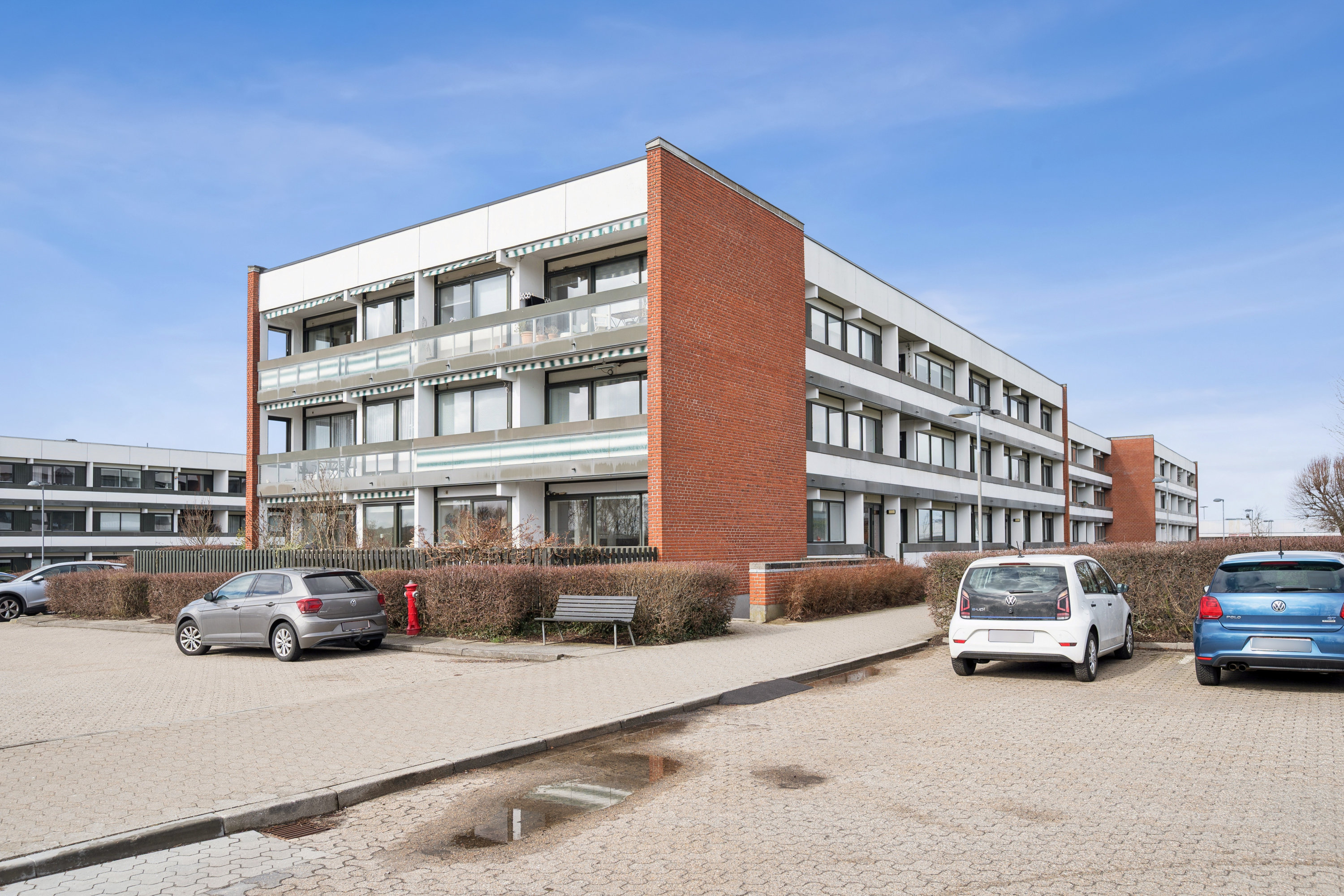 Fremhævet andet billede i fuldskærmstilstand. Billede af Brobjerg Parkvej 83, 2. 2., 8250 Egå