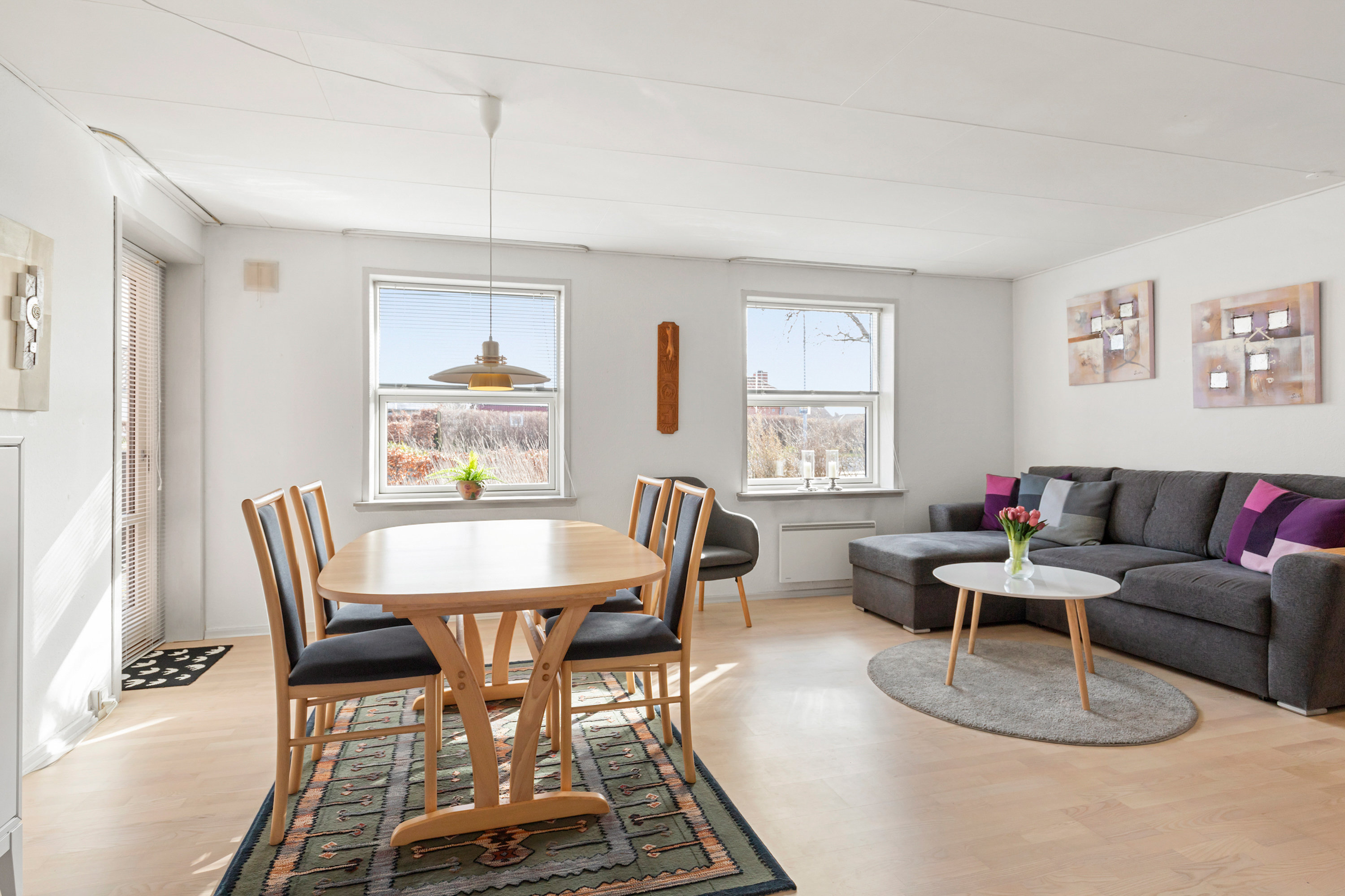 Fremhævet stue billede i fuldskærmstilstand. Billede af Skolevej 70, 9490 Pandrup