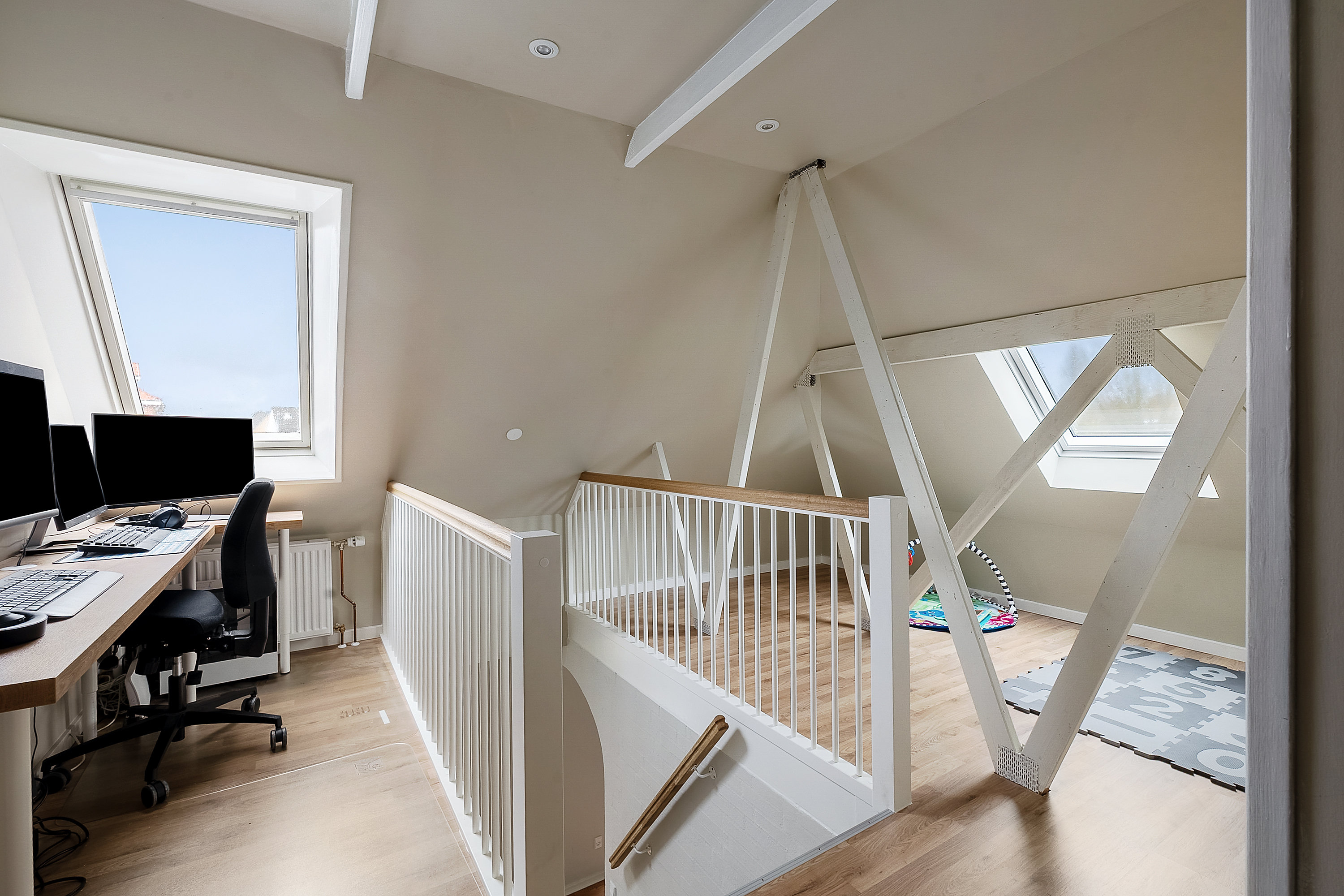 Fremhævet stue billede i fuldskærmstilstand. Billede af Skibhusvej 236, 5000 Odense C