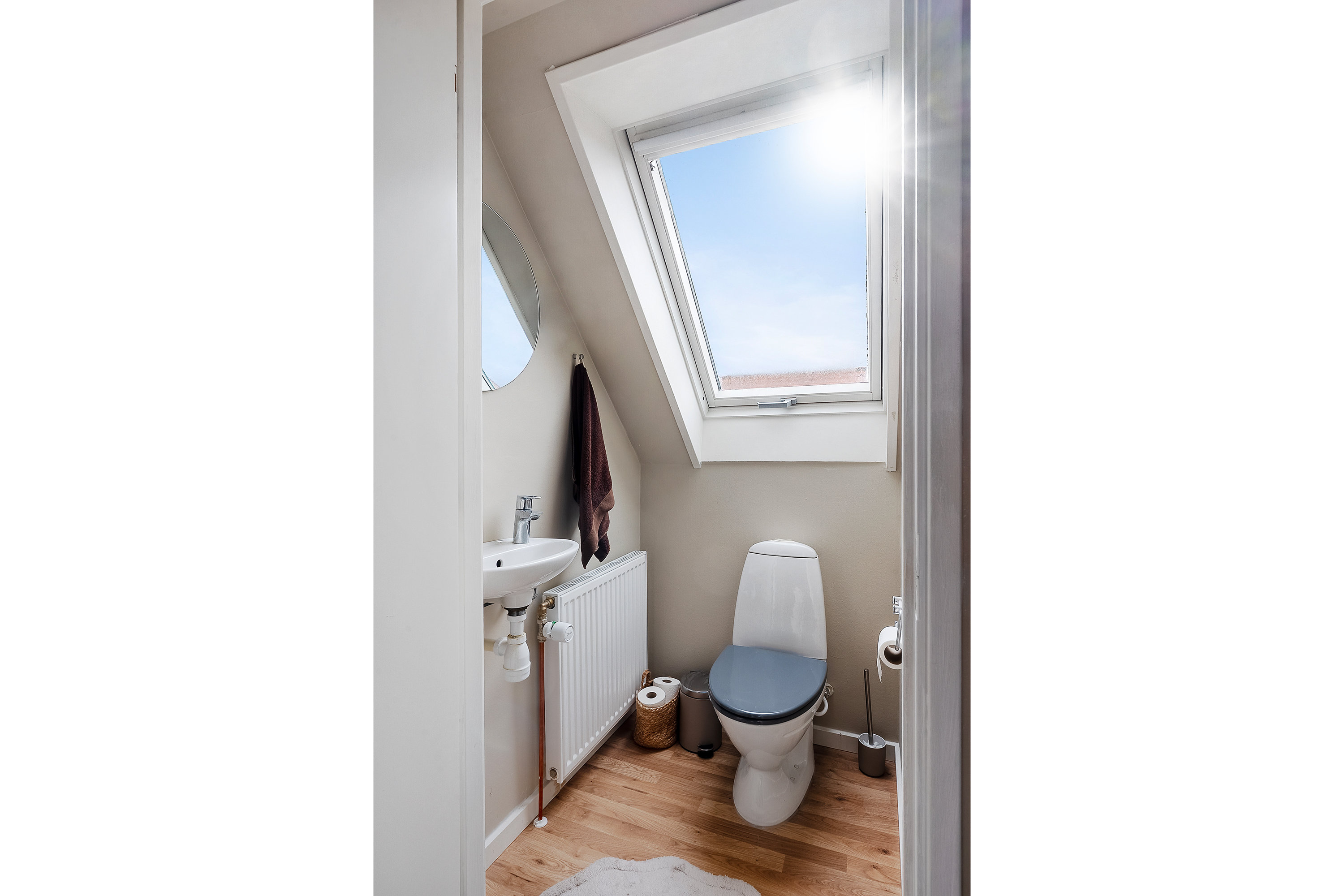 Fremhævet badeværelse billede i fuldskærmstilstand. Billede af Skibhusvej 236, 5000 Odense C