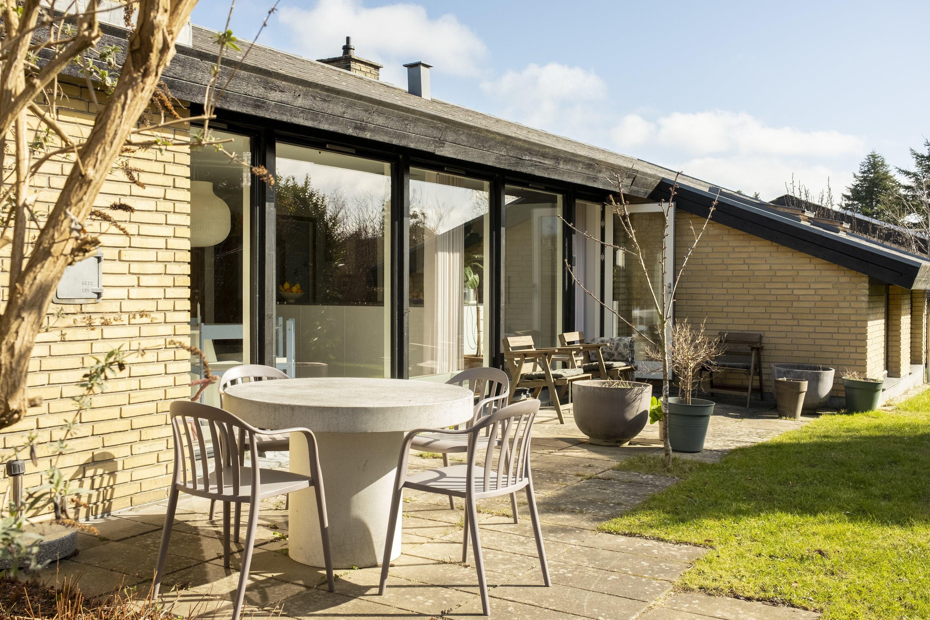 Fremhævet terrasse billede i fuldskærmstilstand. Billede af Dyndsagervej 4, 2750 Ballerup