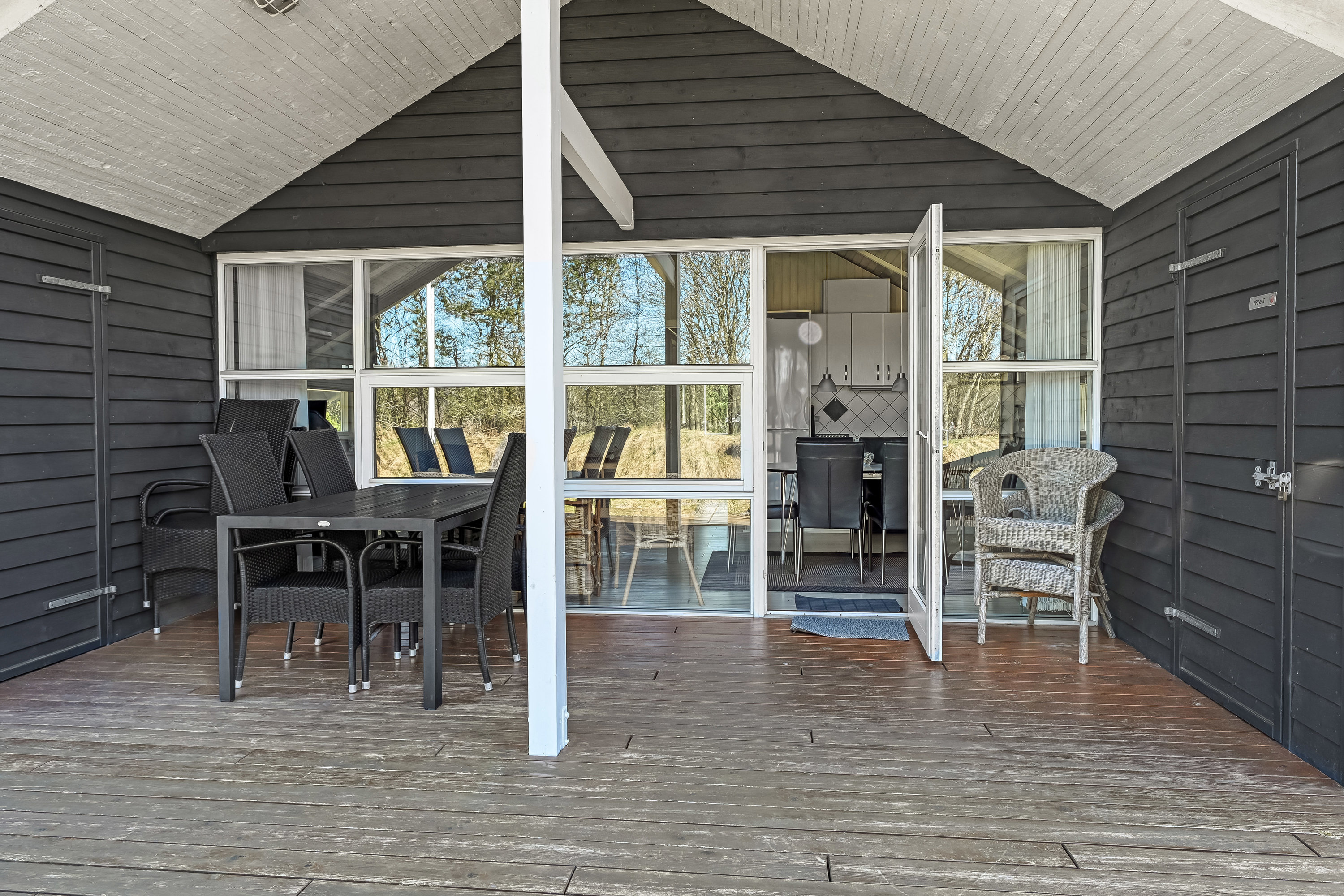 Fremhævet terrasse billede i fuldskærmstilstand. Billede af Hedetoftvej 19, 6857 Blåvand