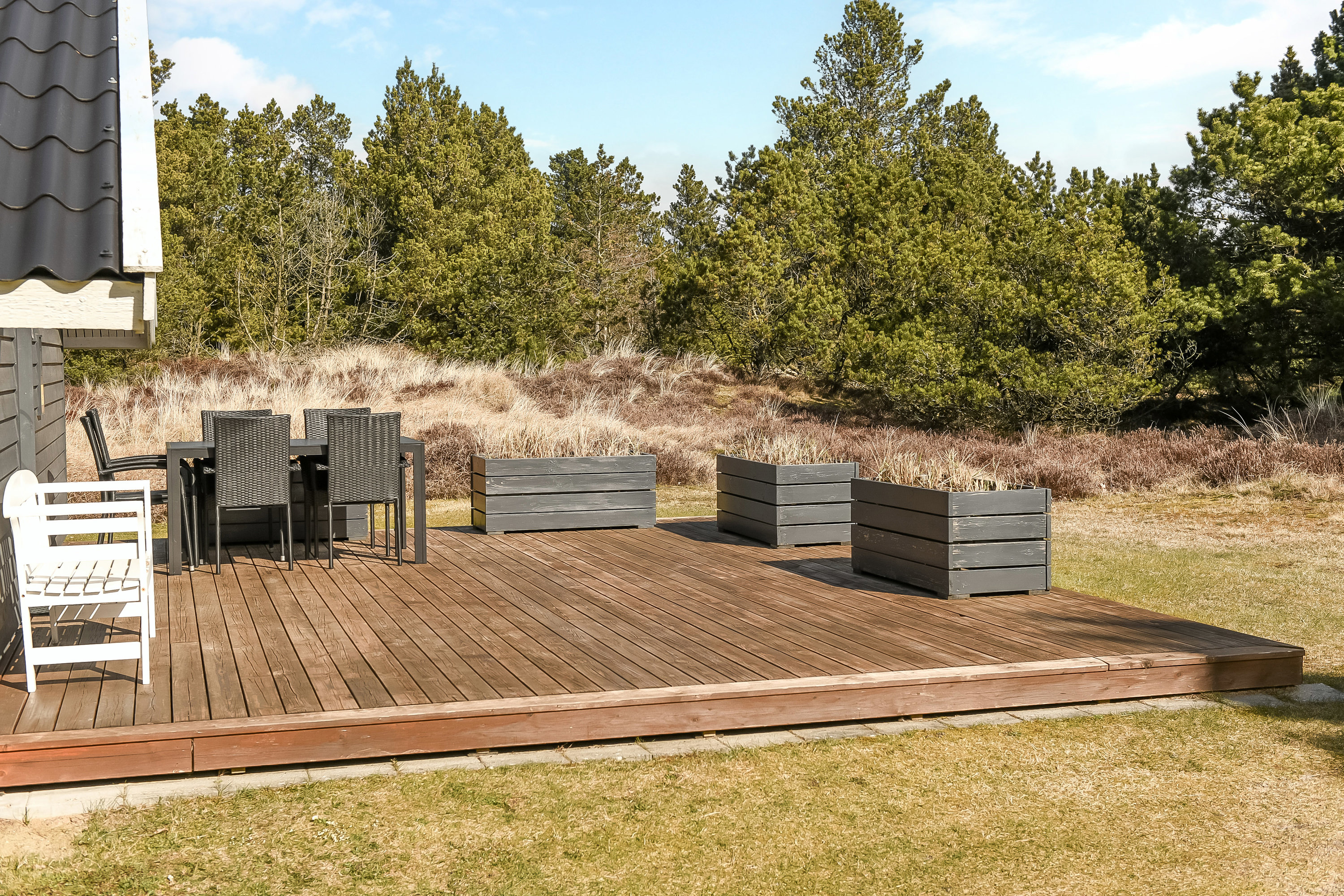 Fremhævet terrasse billede i fuldskærmstilstand. Billede af Hedetoftvej 19, 6857 Blåvand