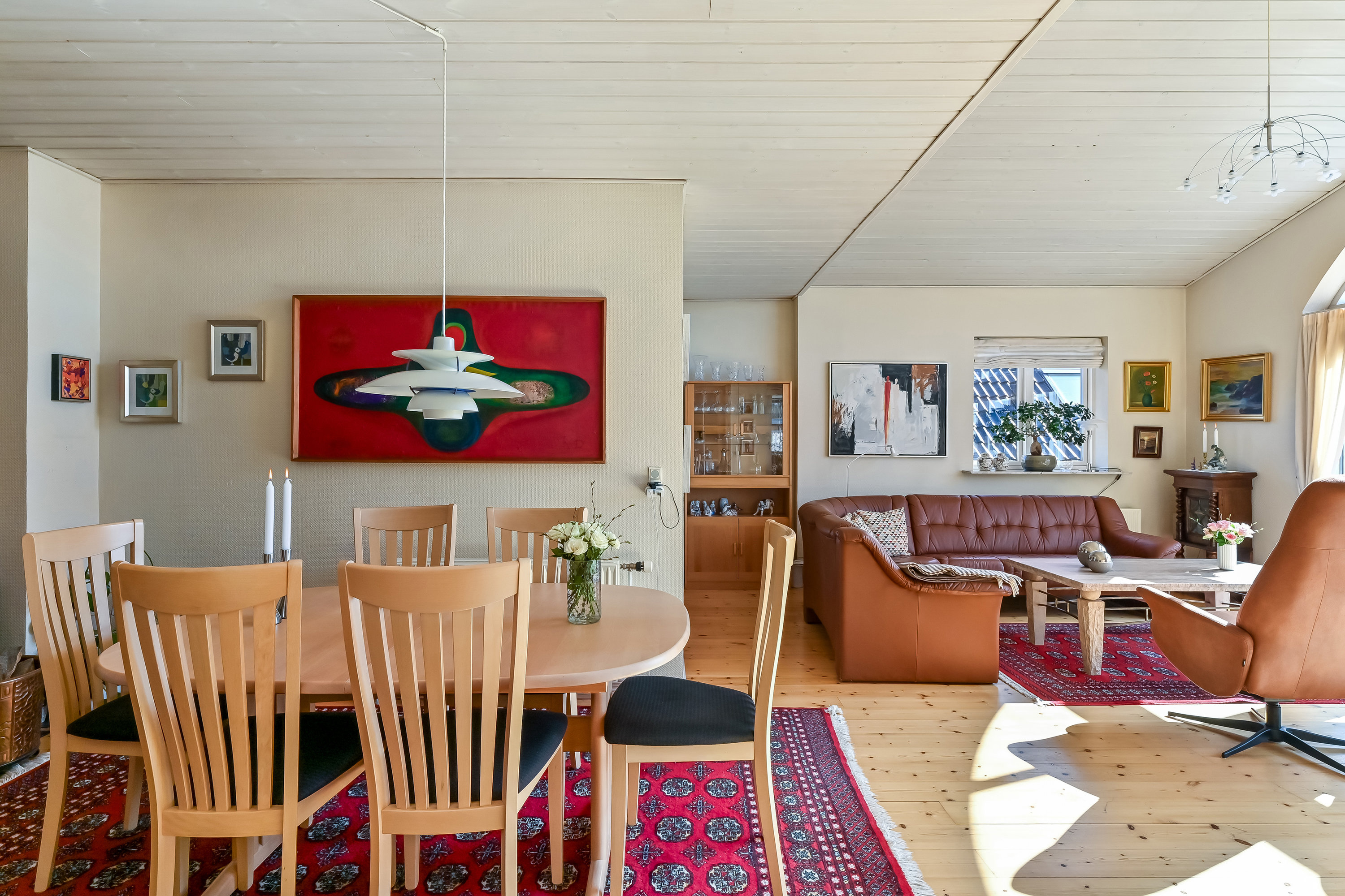 Fremhævet stue billede i fuldskærmstilstand. Billede af Holbækvej 34, 7400 Herning