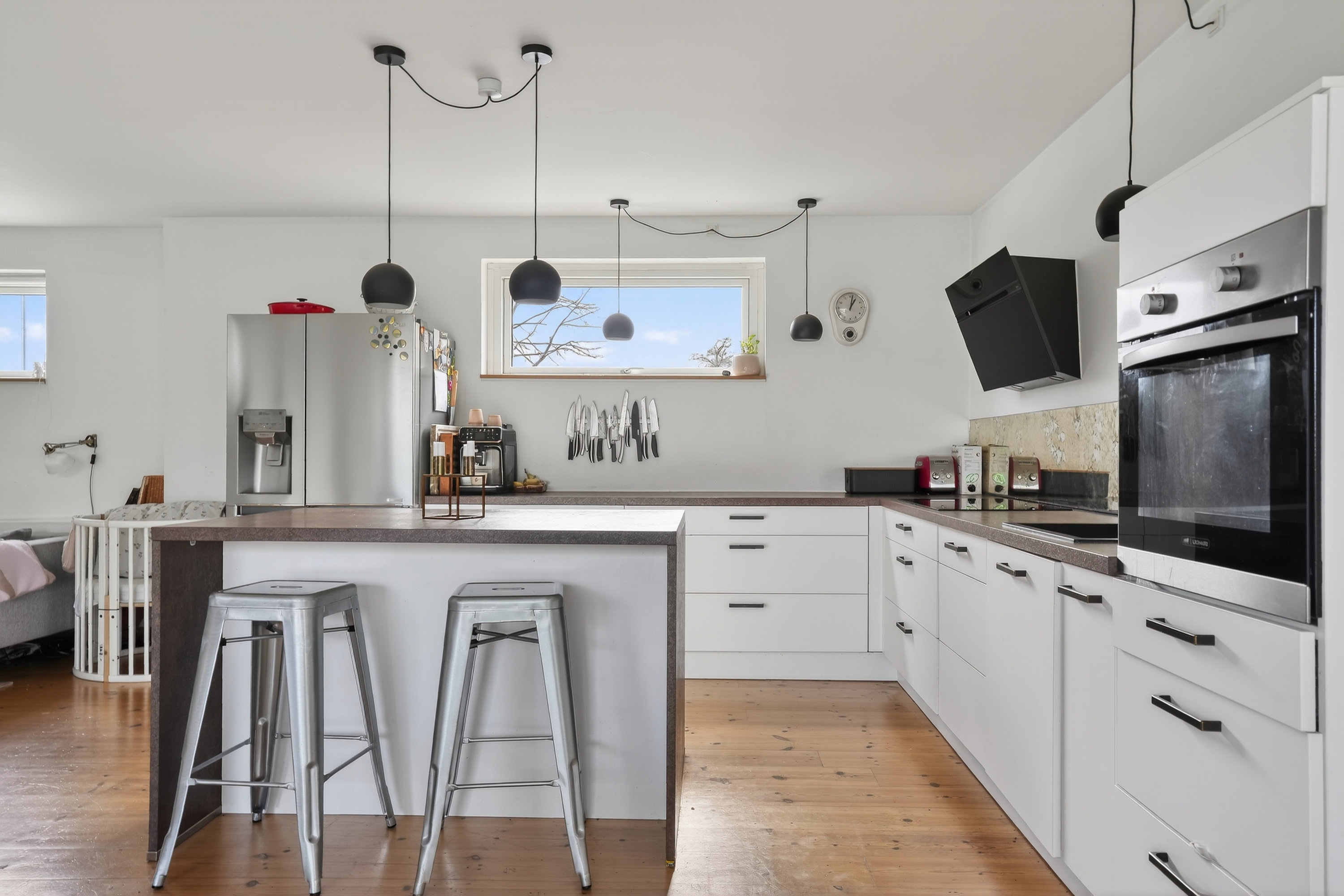 Fremhævet køkken billede i fuldskærmstilstand. Billede af Niels Bohrs Alle 38, 2860 Søborg