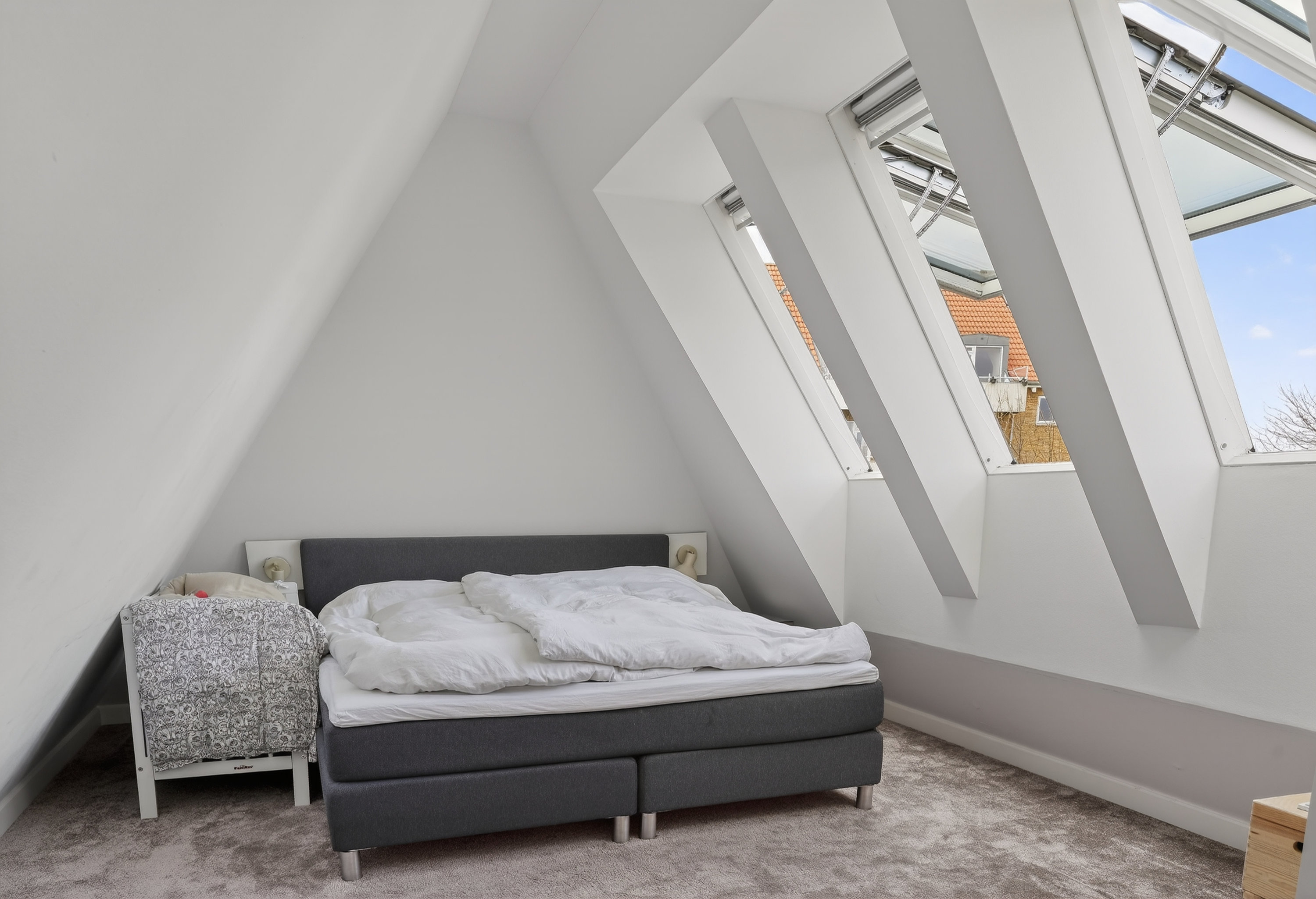 Fremhævet værelse billede i fuldskærmstilstand. Billede af Niels Bohrs Alle 38, 2860 Søborg