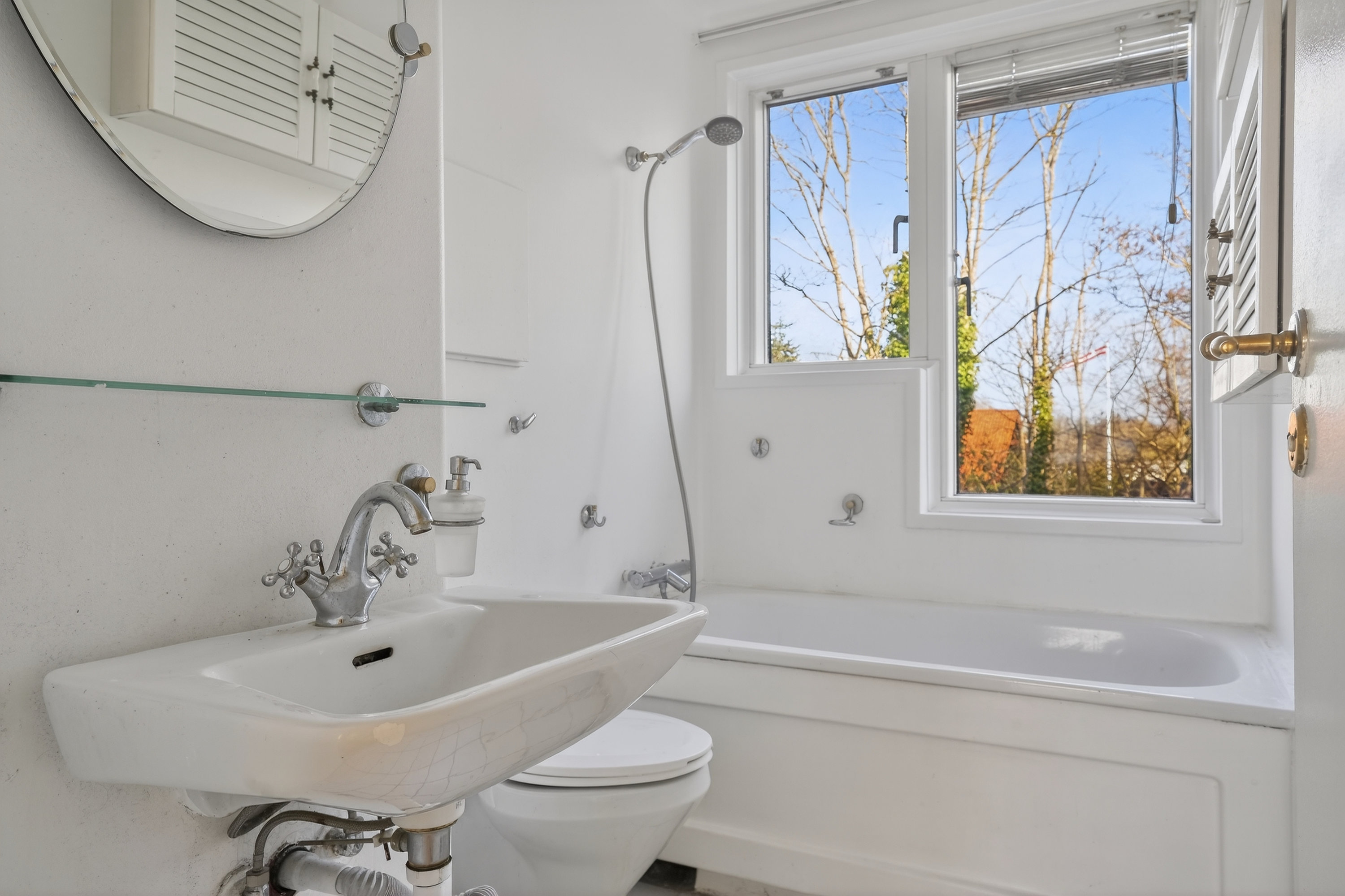 Fremhævet badeværelse billede i fuldskærmstilstand. Billede af Teglgårdsvej 631, 1. tv., 3050 Humlebæk