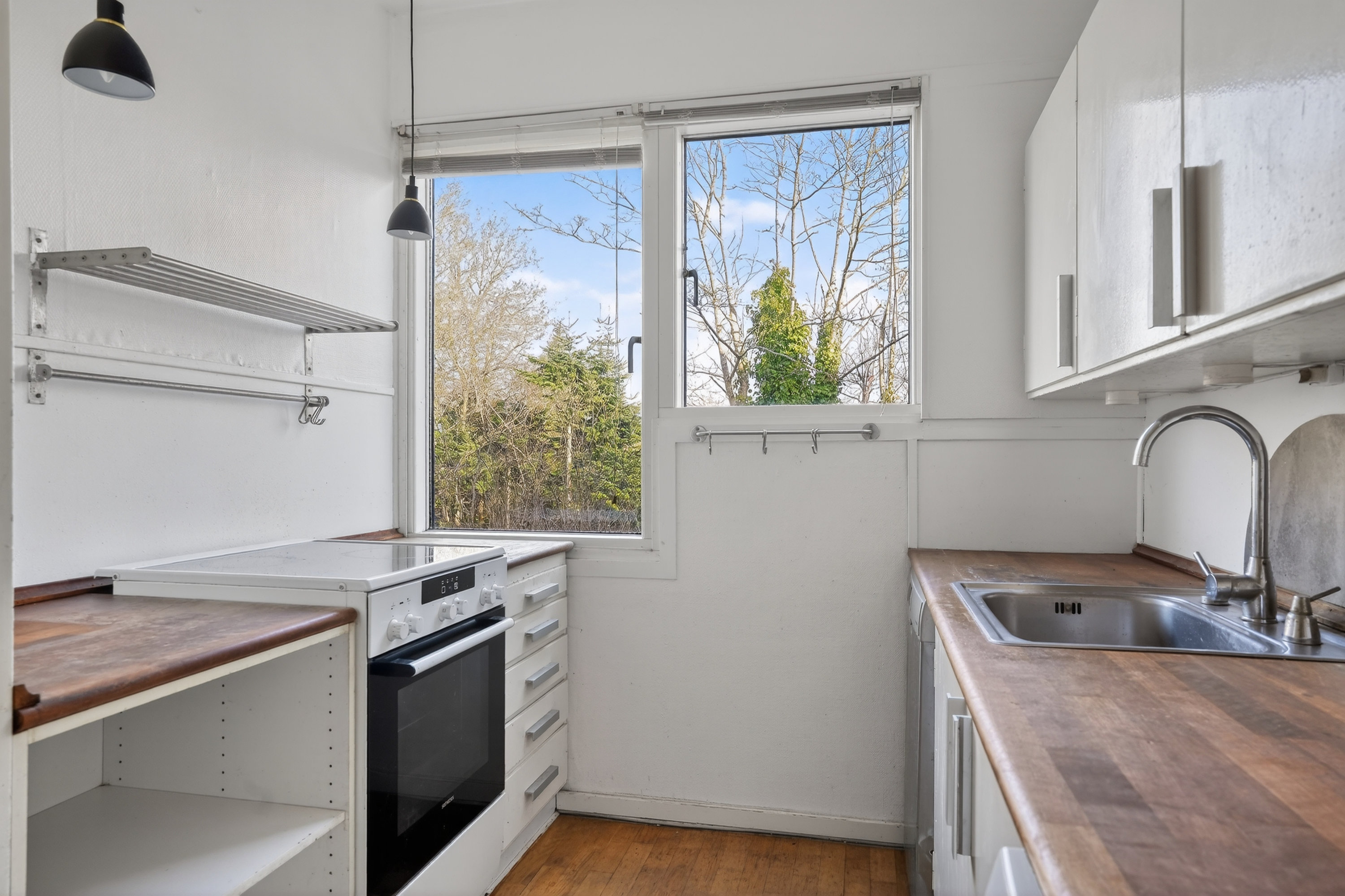 Fremhævet køkken billede i fuldskærmstilstand. Billede af Teglgårdsvej 631, 1. tv., 3050 Humlebæk