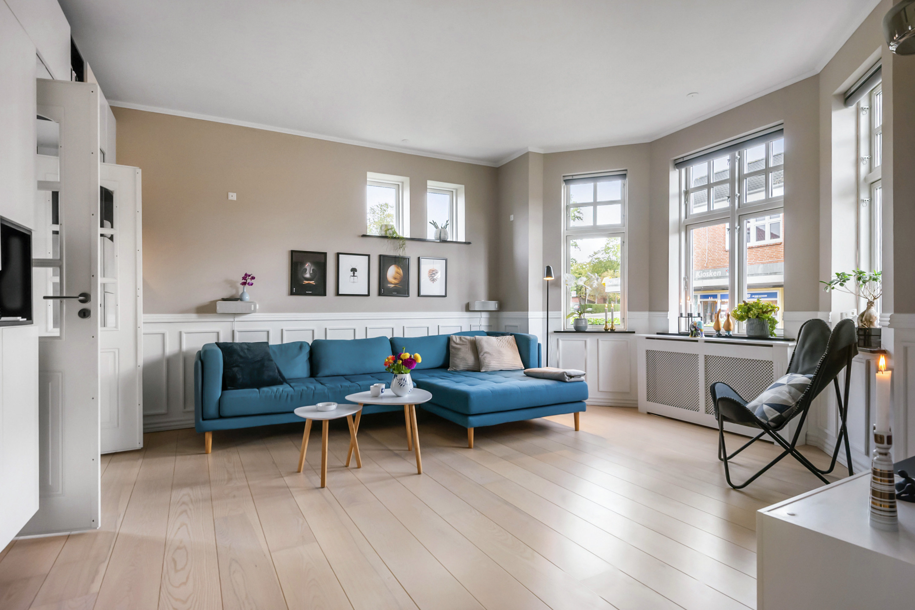 Fremhævet stue billede i fuldskærmstilstand. Billede af Bredgade 1, 8300 Odder