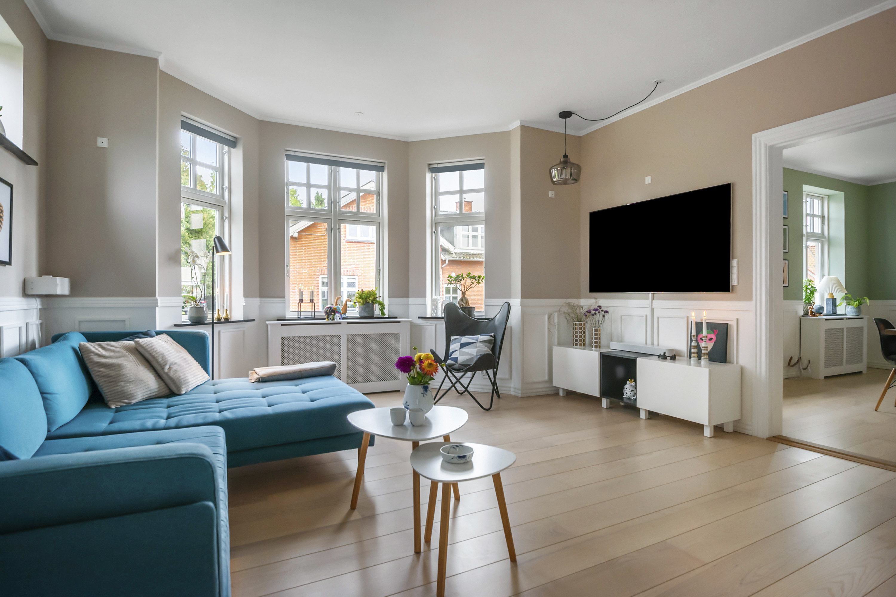 Fremhævet stue billede i fuldskærmstilstand. Billede af Bredgade 1, 8300 Odder