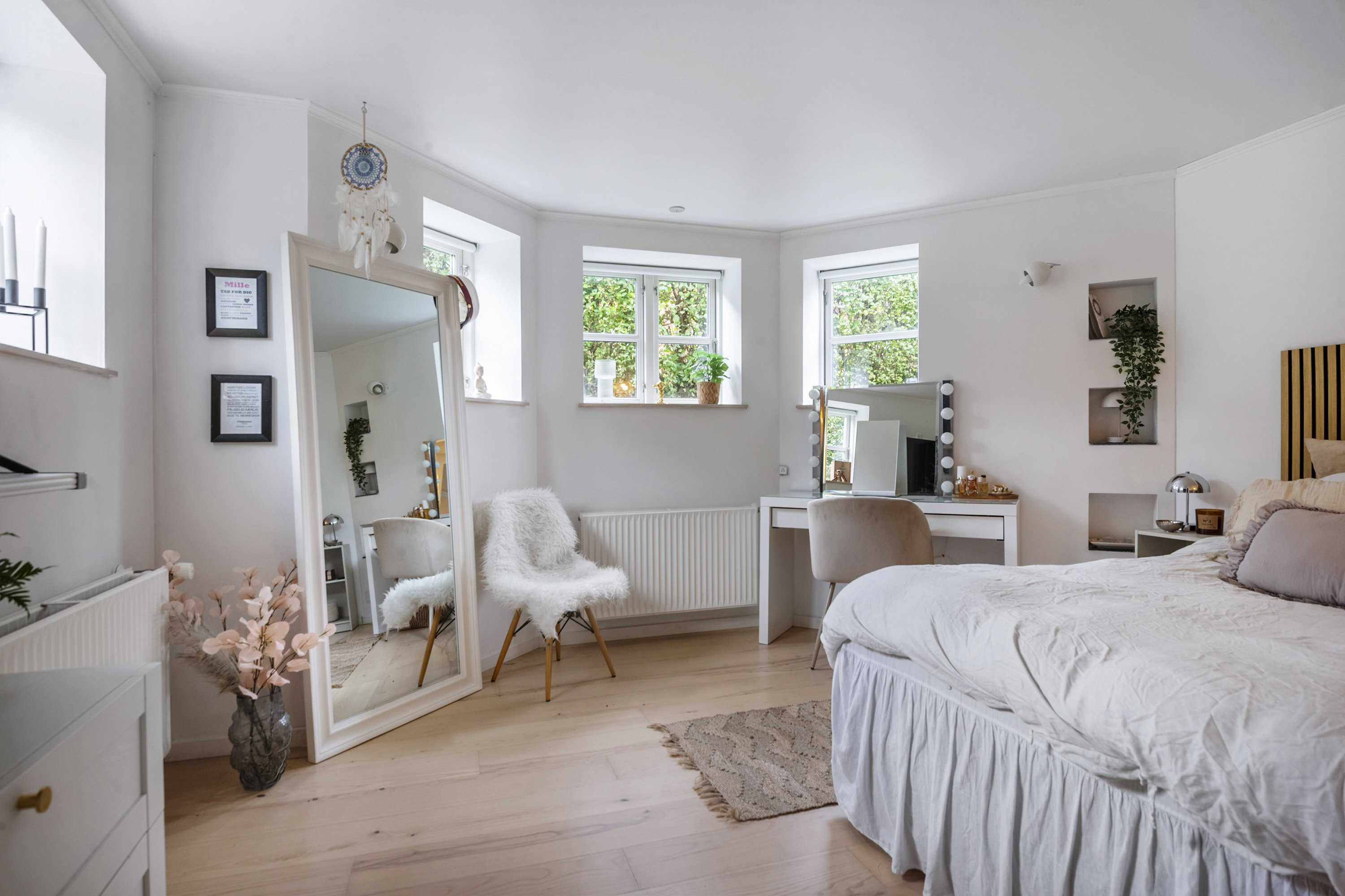 Fremhævet soveværelse billede i fuldskærmstilstand. Billede af Bredgade 1, 8300 Odder