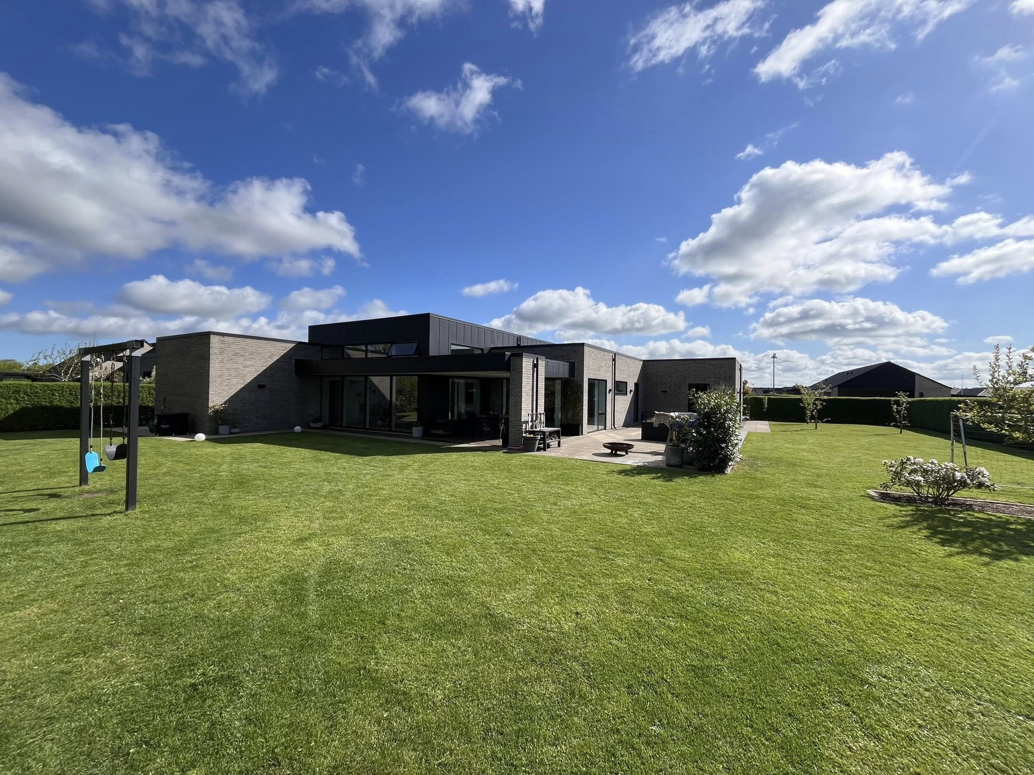 Fremhævet  billede i fuldskærmstilstand. Billede af Hjelmen 8, Mejrup, 7500 Holstebro