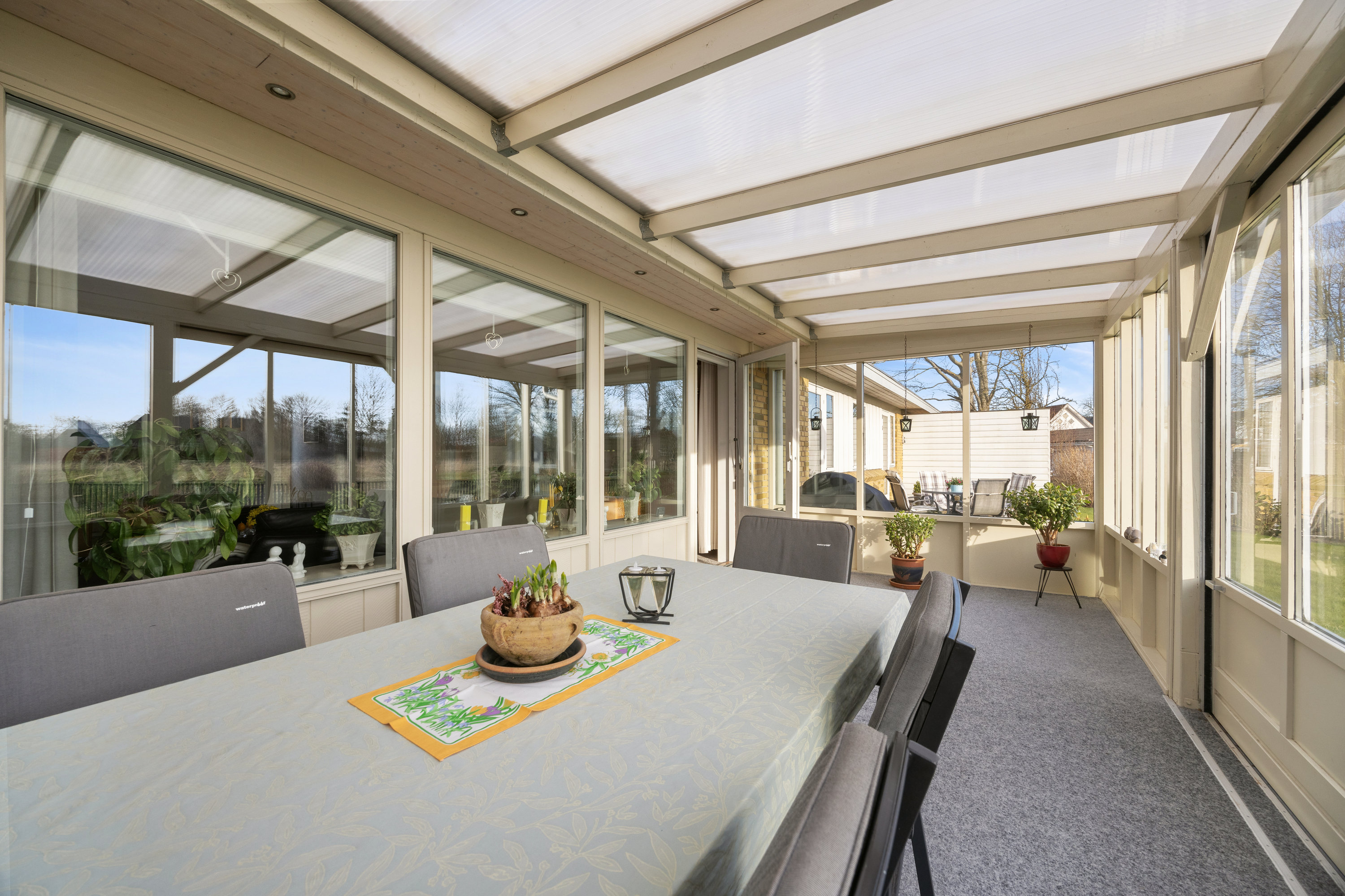 Fremhævet udestue billede i fuldskærmstilstand. Billede af Nørrehave 7, Ulsted, 9370 Hals