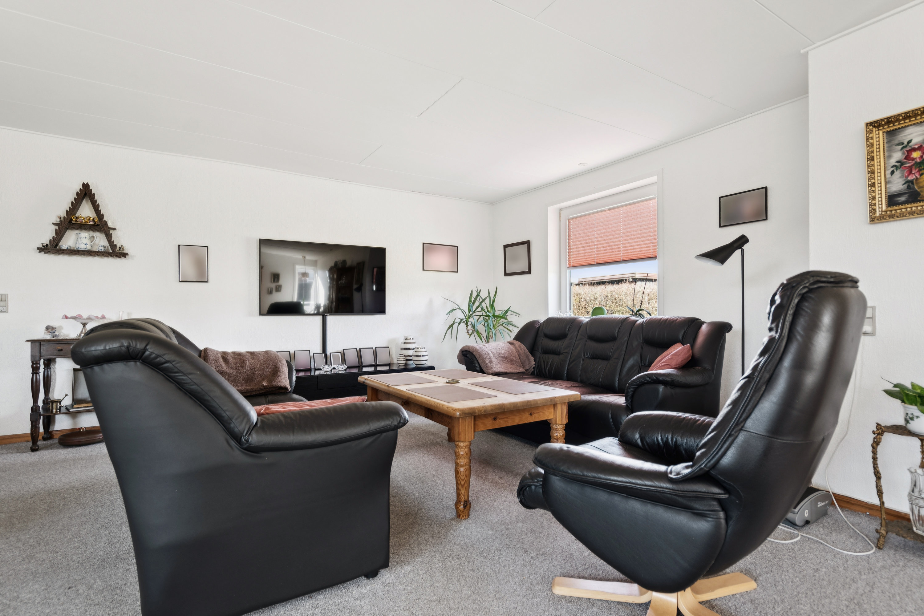 Fremhævet stue billede i fuldskærmstilstand. Billede af Garvervænget 4, Horne, 9850 Hirtshals