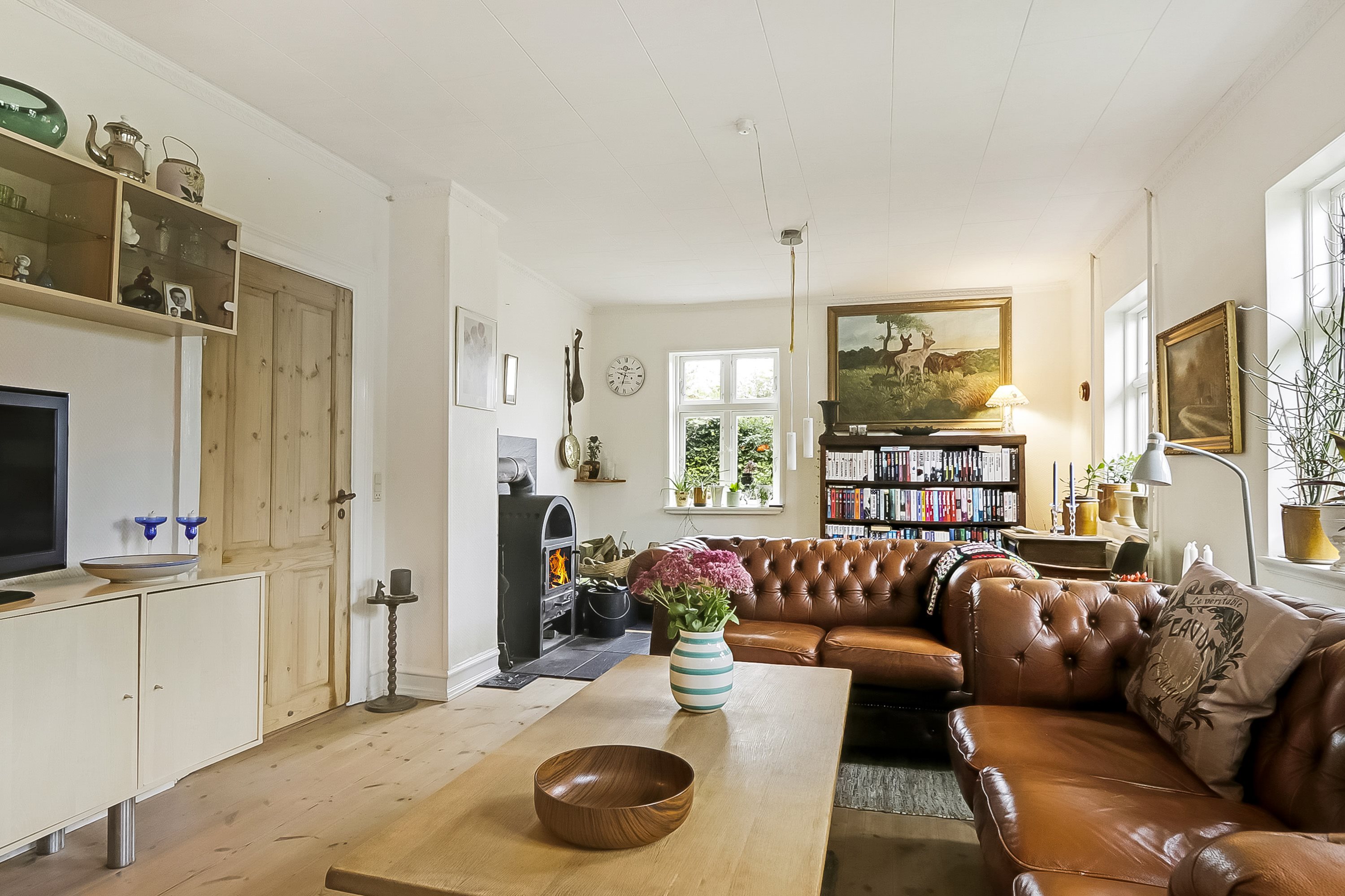 Fremhævet stue billede i fuldskærmstilstand. Billede af Boholtvej 11, Boholt, 5874 Hesselager