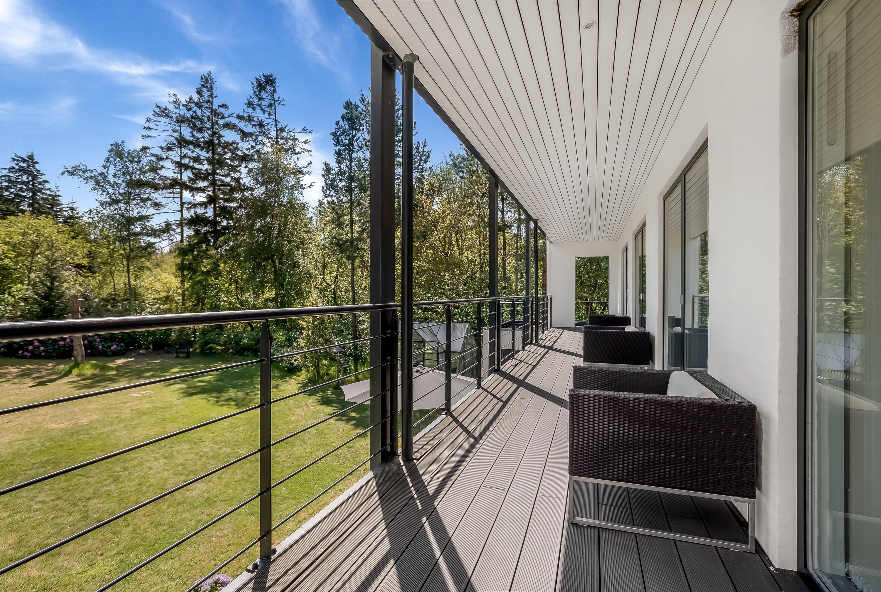 Fremhævet svalegang billede i fuldskærmstilstand. Billede af Lilleåvej 4, Råsted, 7500 Holstebro