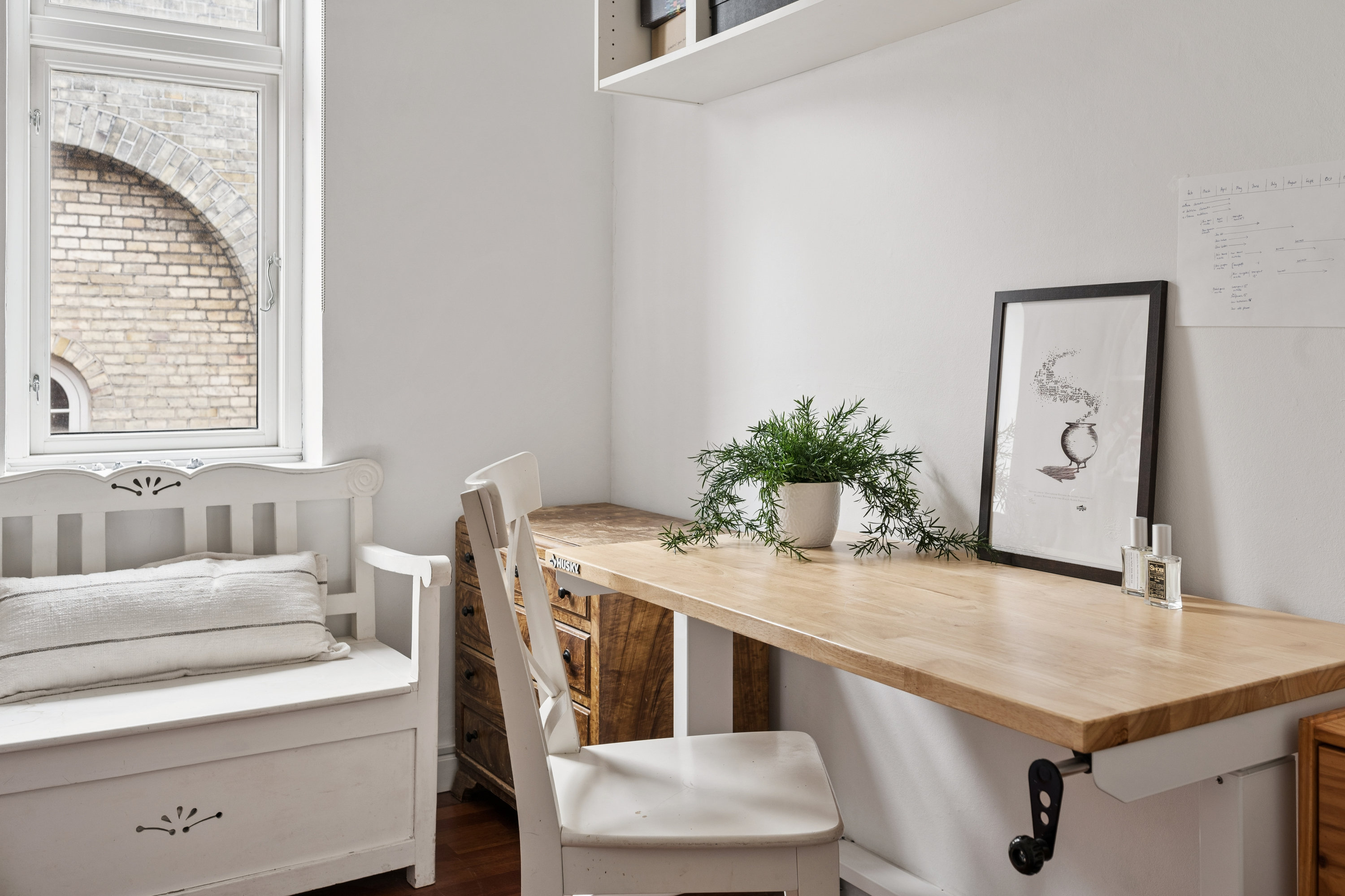 Fremhævet værelse billede i fuldskærmstilstand. Billede af Asgårdsvej 19, 1., 1811 Frederiksberg C