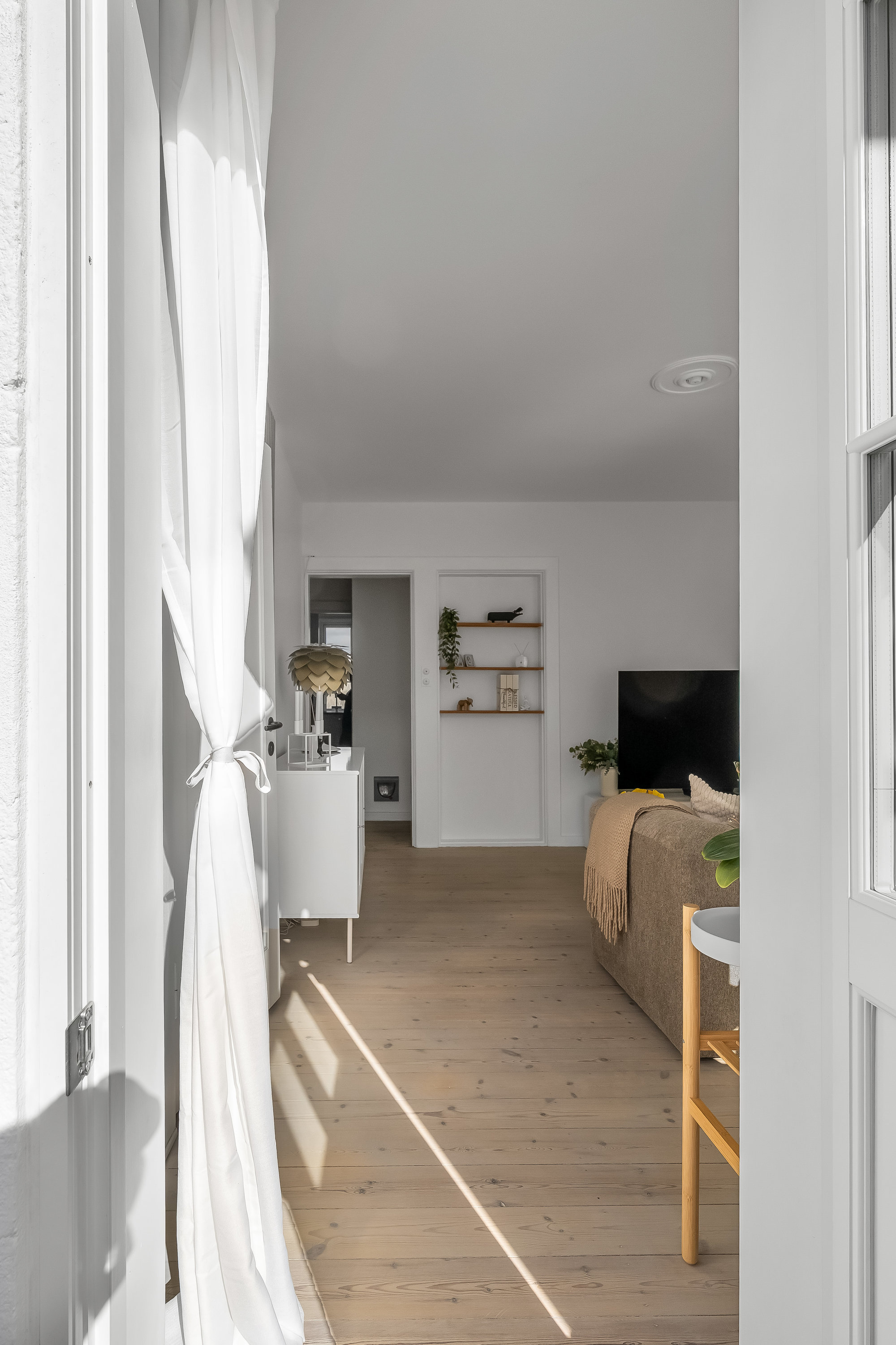 Fremhævet gang billede i fuldskærmstilstand. Billede af Søndre Jernbanevej 5, 4. tv., 3400 Hillerød