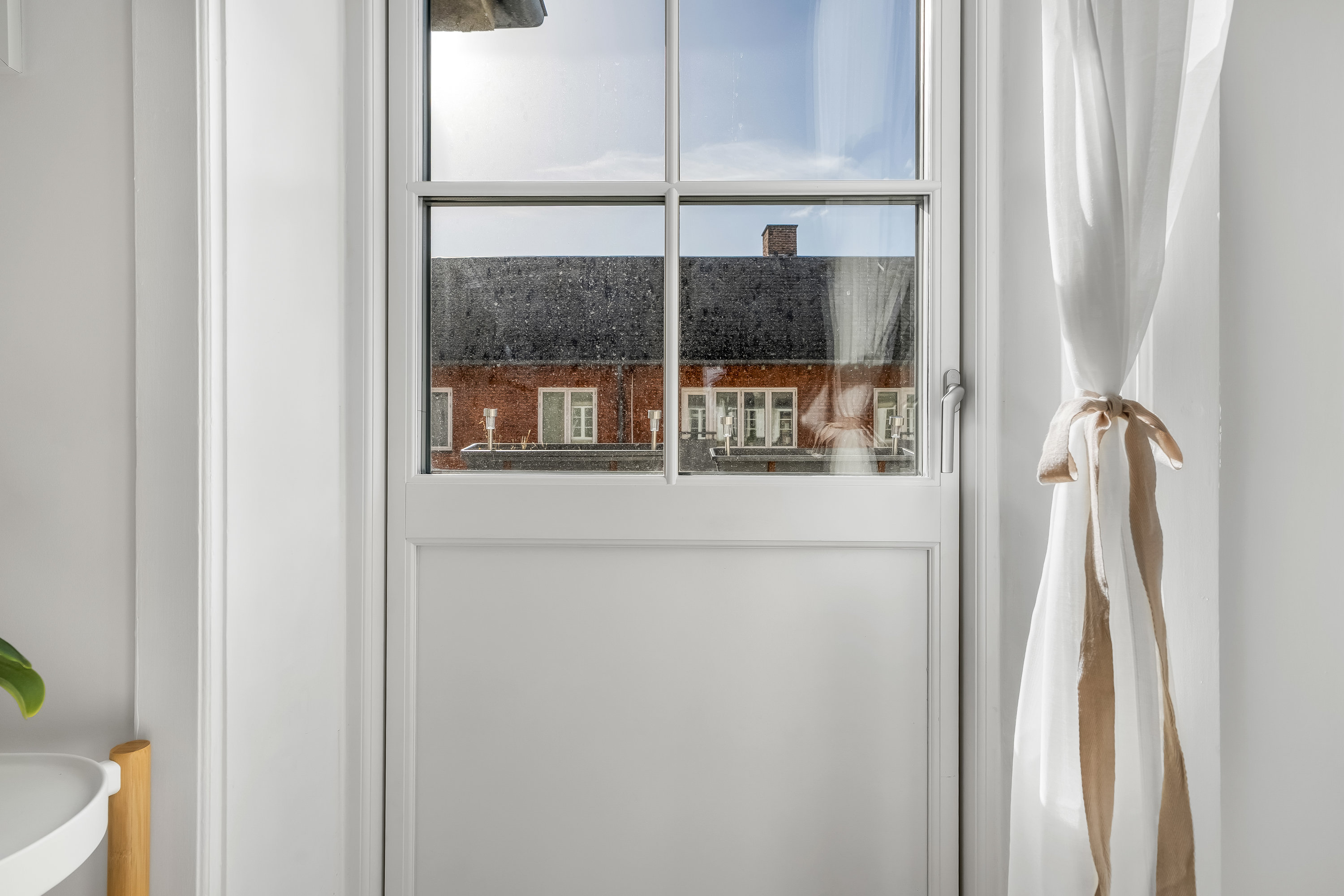 Fremhævet stue billede i fuldskærmstilstand. Billede af Søndre Jernbanevej 5, 4. tv., 3400 Hillerød