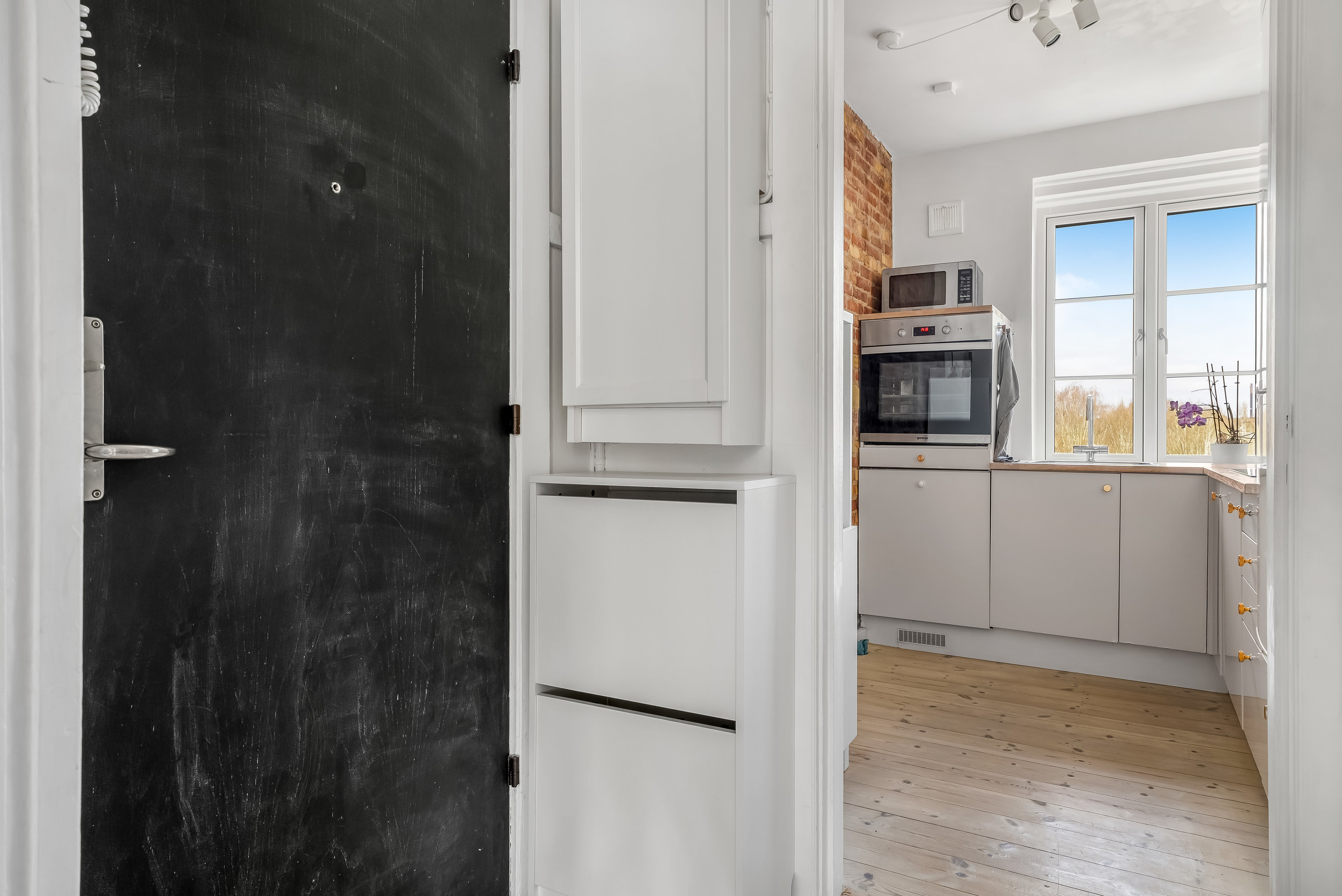 Fremhævet gang billede i fuldskærmstilstand. Billede af Søndre Jernbanevej 5, 4. tv., 3400 Hillerød