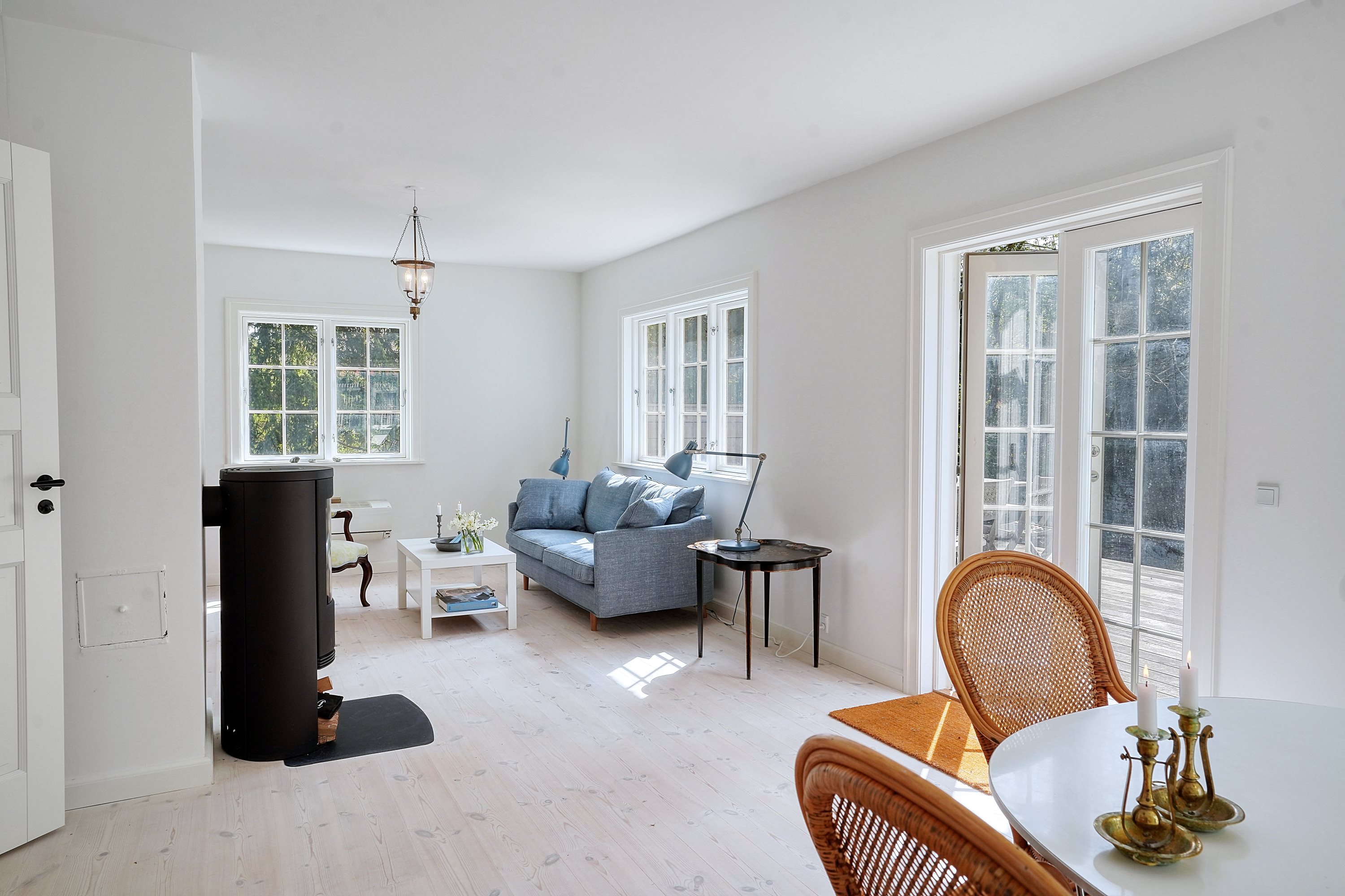 Fremhævet stue billede i fuldskærmstilstand. Billede af Kildedalen 2, 3100 Hornbæk