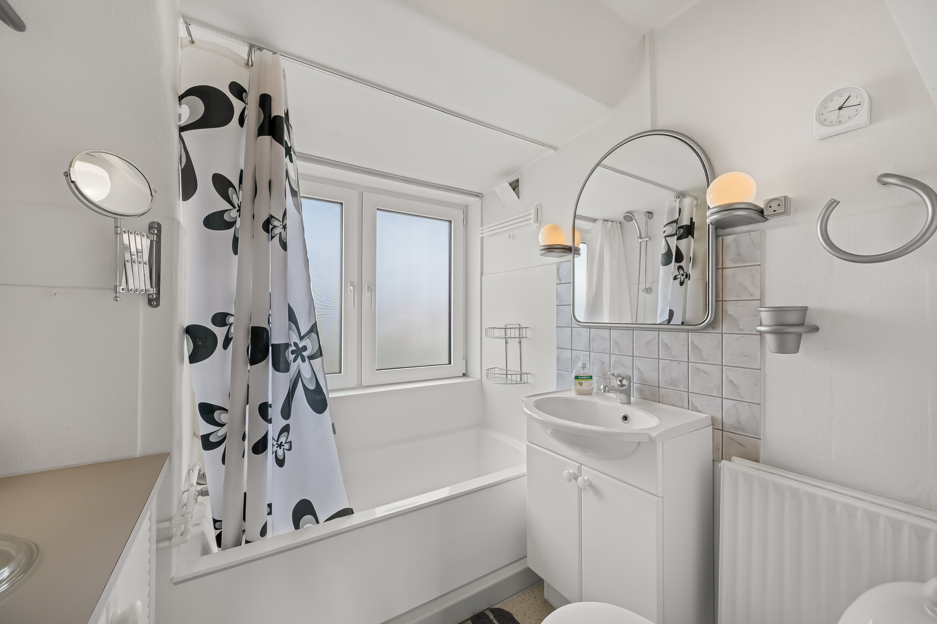 Fremhævet badeværelse billede i fuldskærmstilstand. Billede af Westergaardsvej 5, 6920 Videbæk