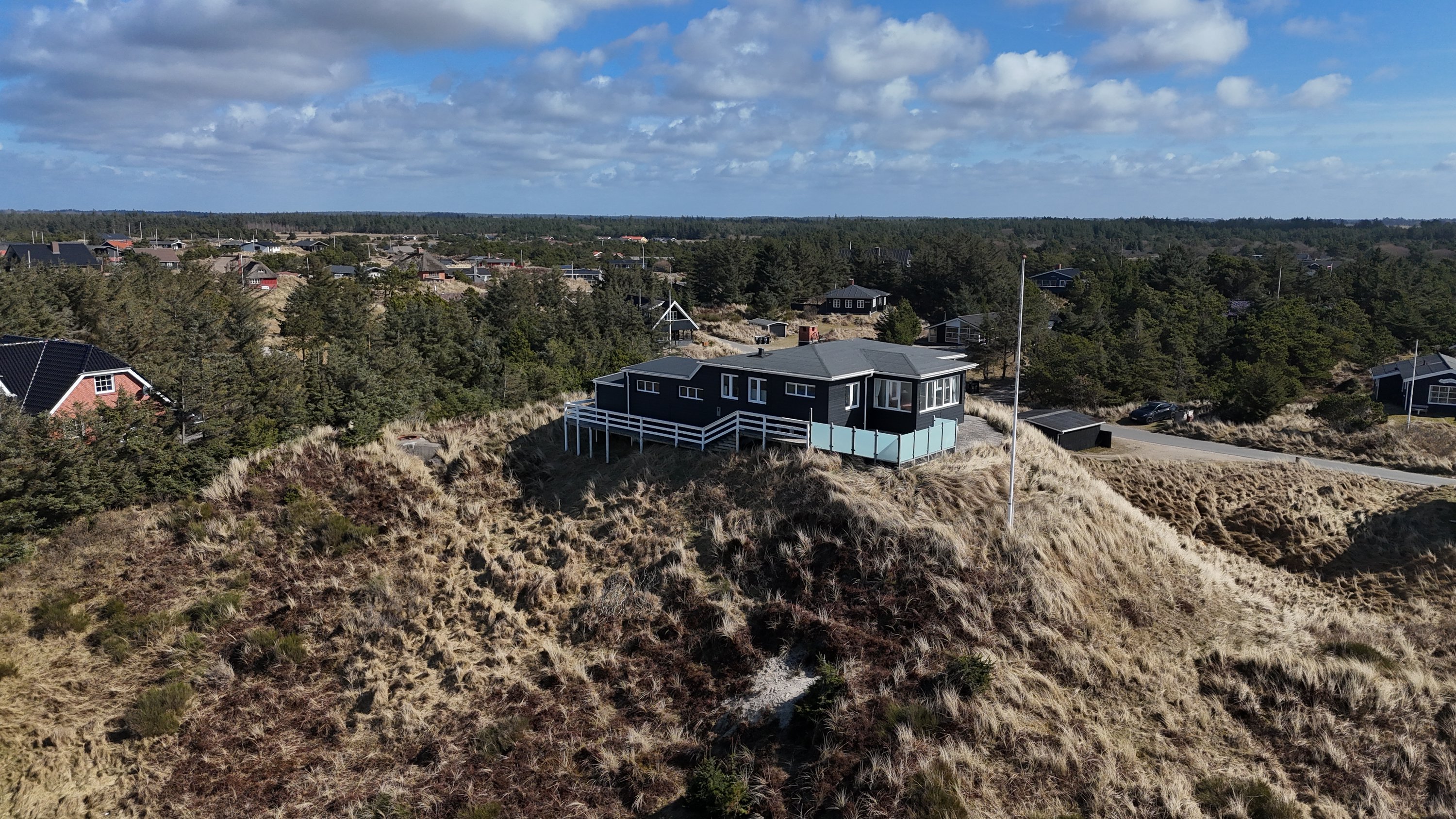 Fremhævet  billede i fuldskærmstilstand. Billede af Nordvej 17A, 6853 Vejers Strand