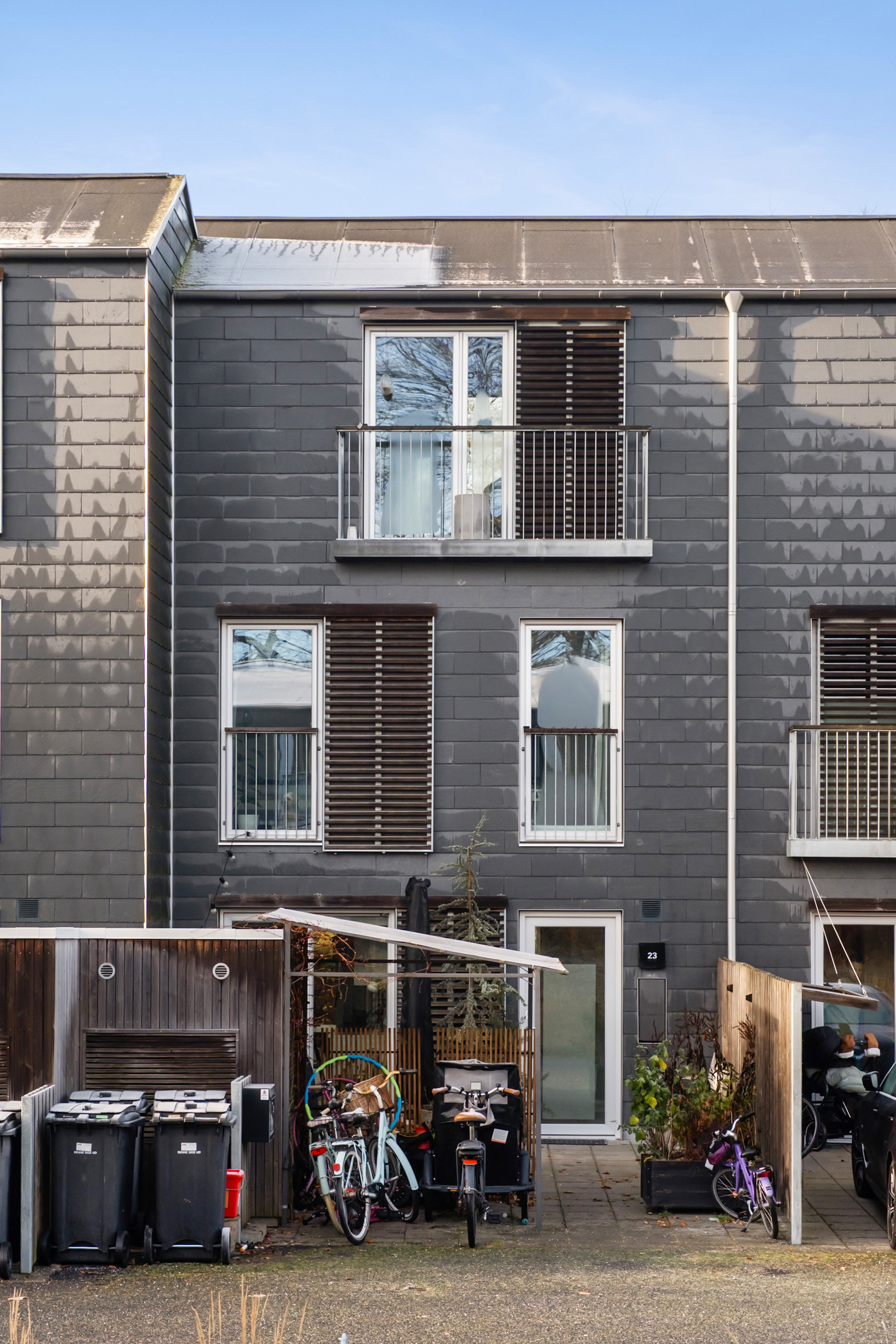 Fremhævet ejendommen billede i fuldskærmstilstand. Billede af Helgas Høj 23, 2950 Vedbæk