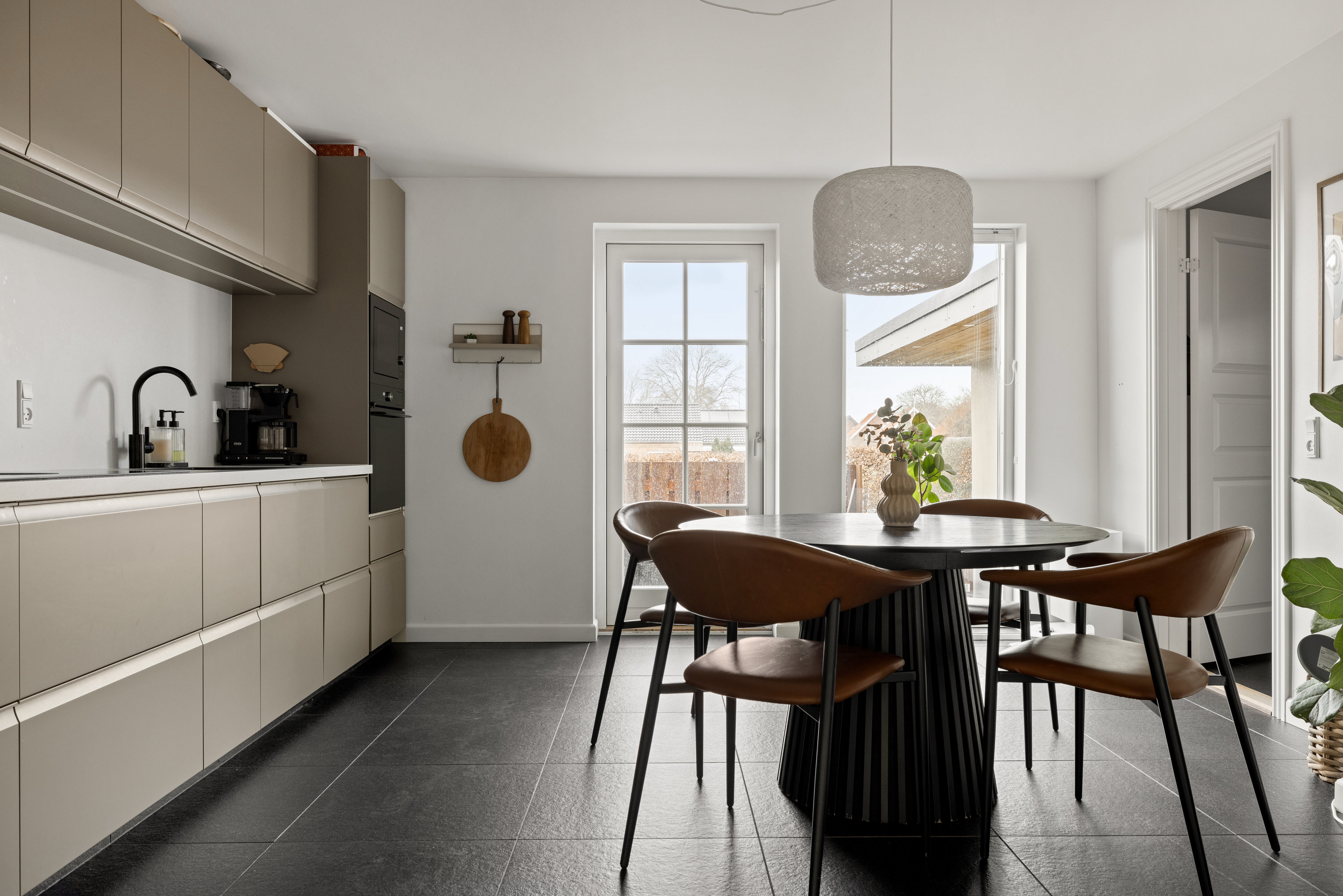 Fremhævet andet billede i fuldskærmstilstand. Billede af Randalsvej 40, 7000 Fredericia