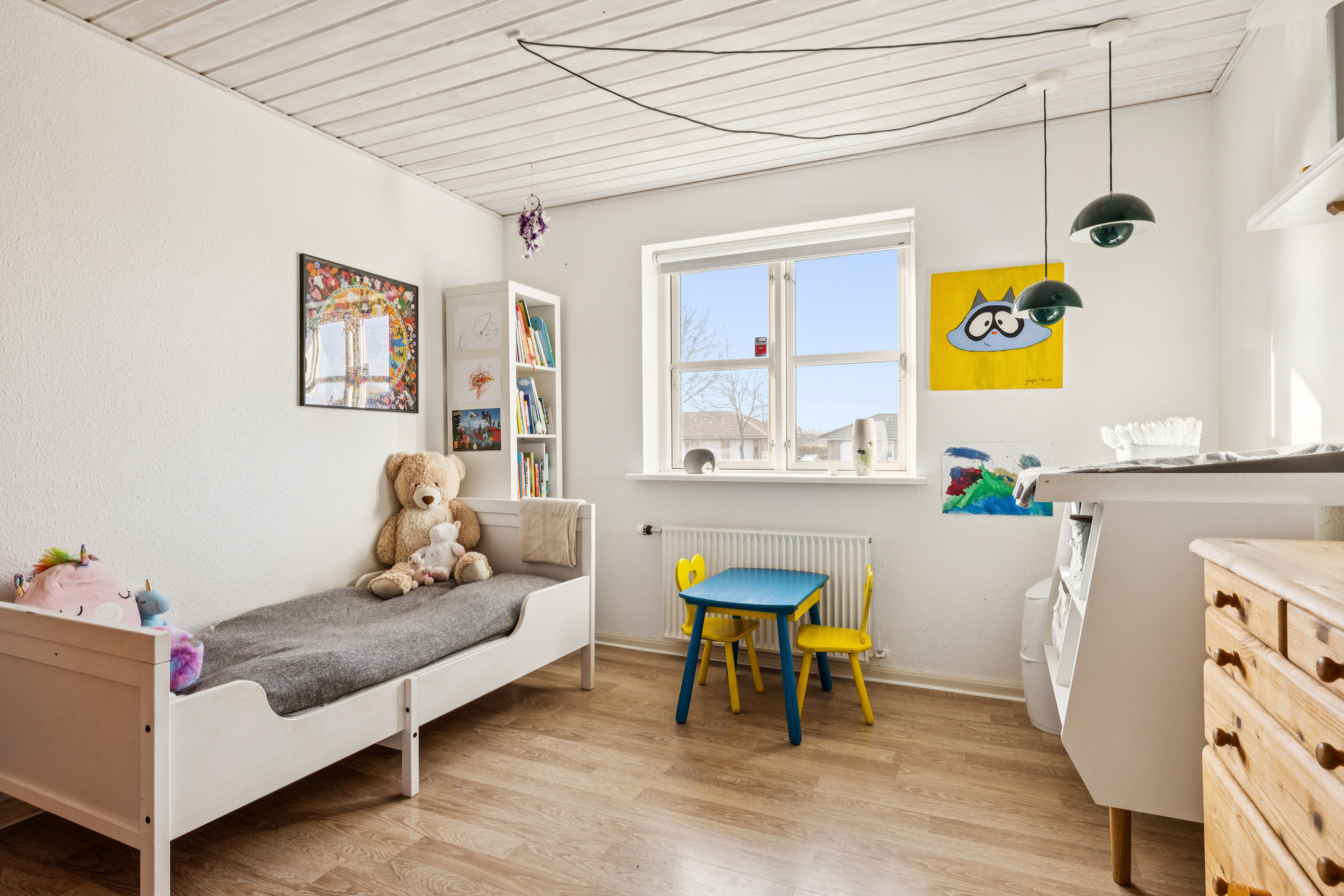 Fremhævet stue billede i fuldskærmstilstand. Billede af Høegsvej 46, Hammershøj, 8830 Tjele