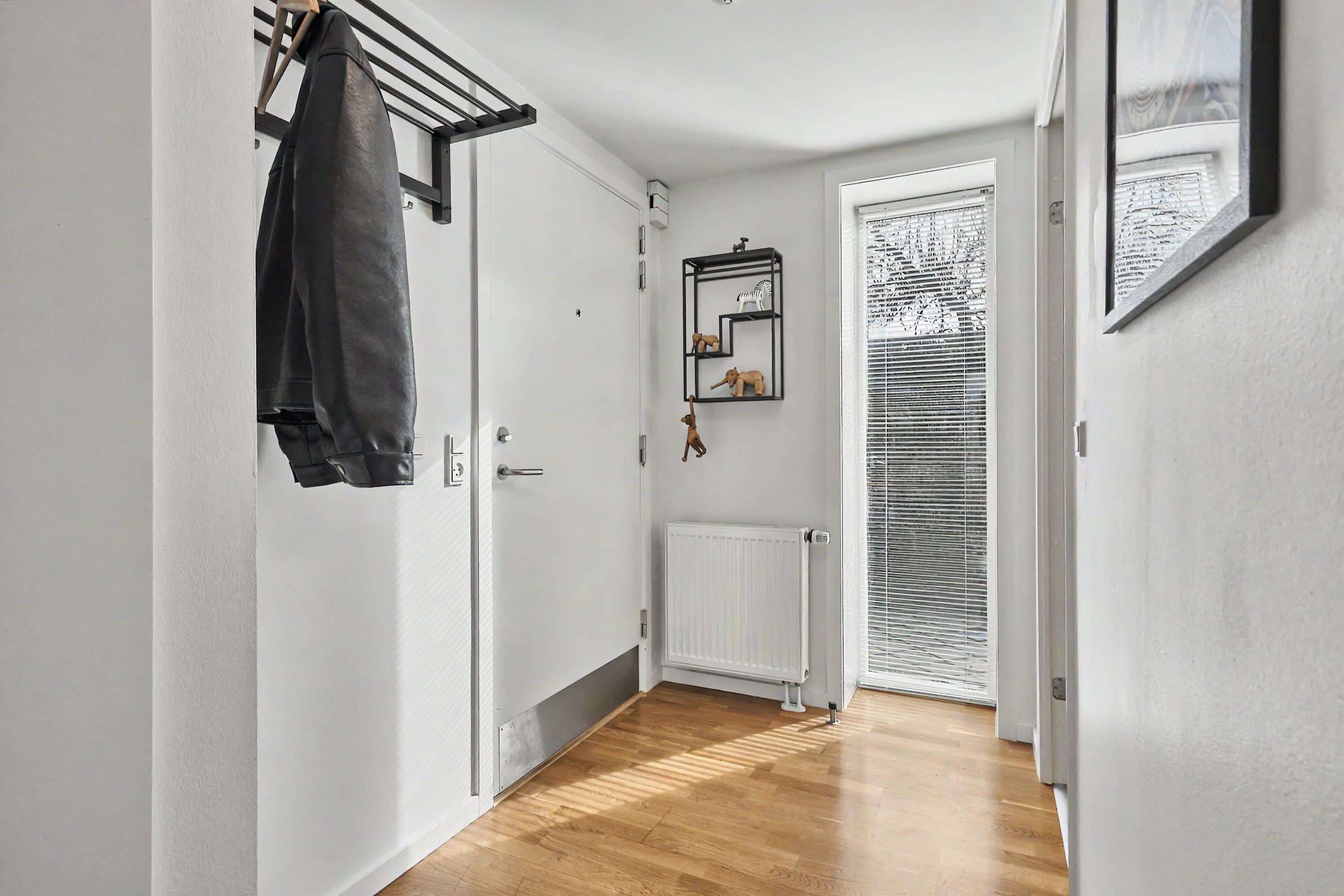 Fremhævet gang billede i fuldskærmstilstand. Billede af Montanagade 1, st.. tv., 8000 Aarhus C